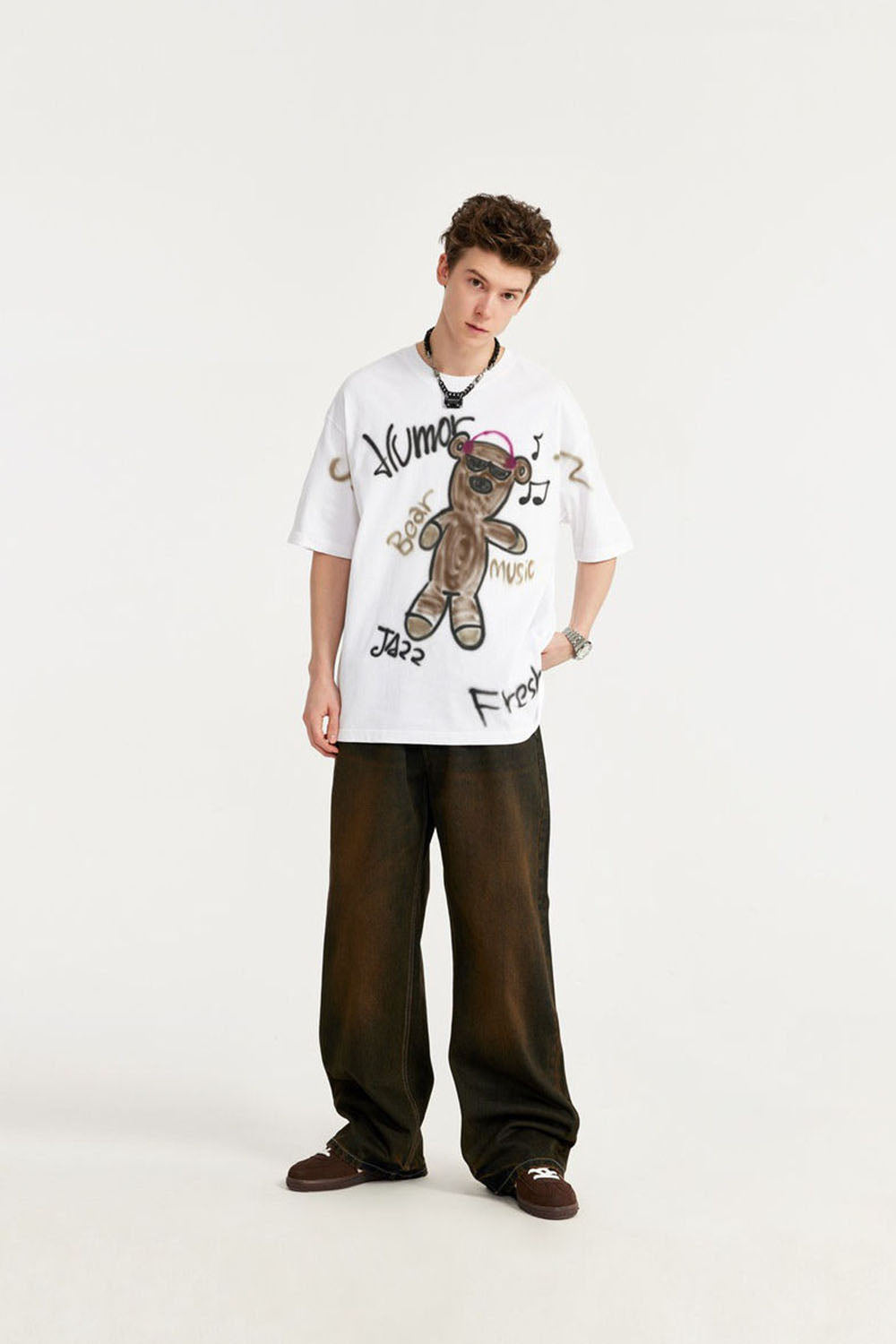 Spray Paint Music Bear Print T-Shirt: Loose Crew Neck Top