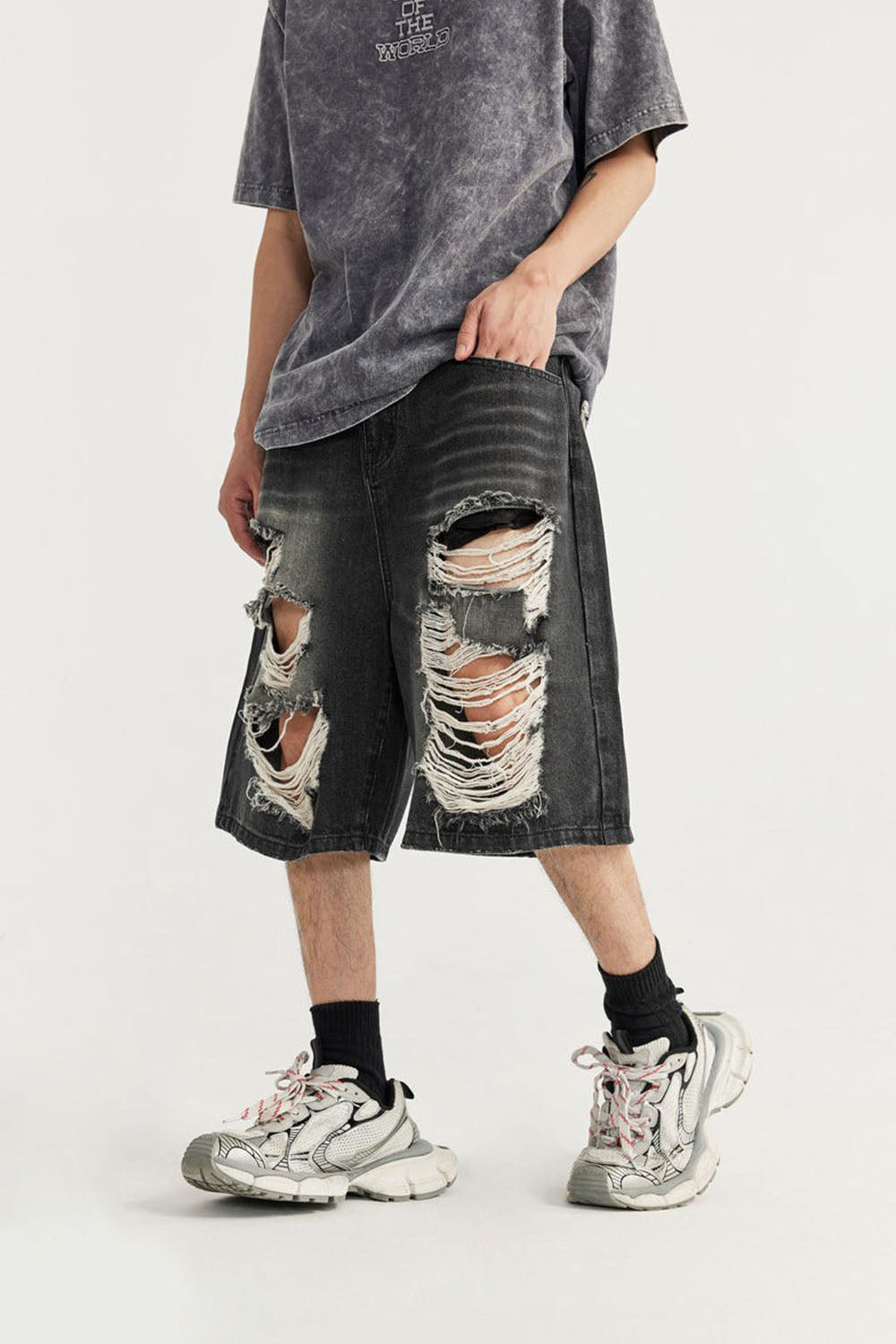 Hip-Hop Ripped Denim Capri Shorts: Street Style Distressed Jean Shorts for Men