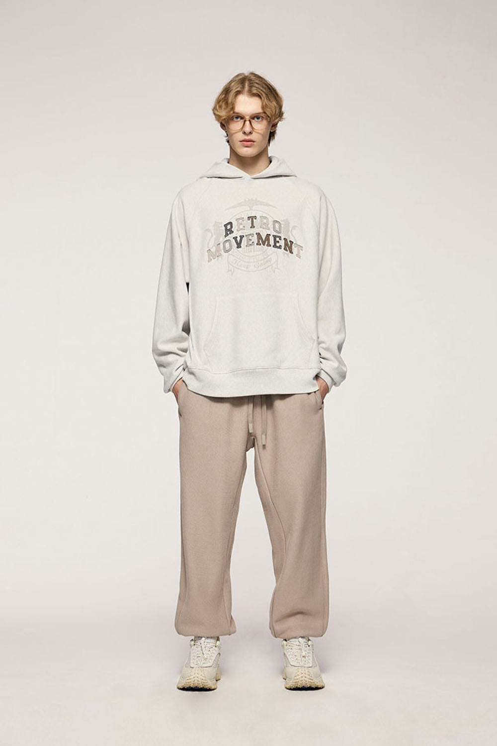 Retro Cross-Weave Patch Embroidery Hoodie: Casual Fleece Sweatshirt