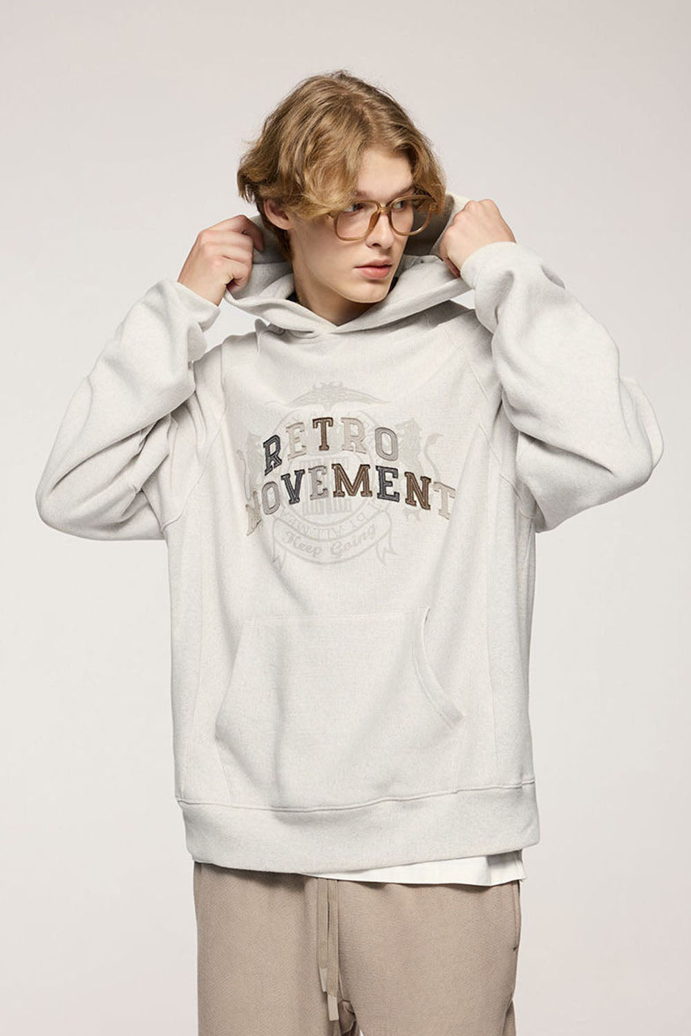 Retro Cross-Weave Patch Embroidery Hoodie: Casual Fleece Sweatshirt