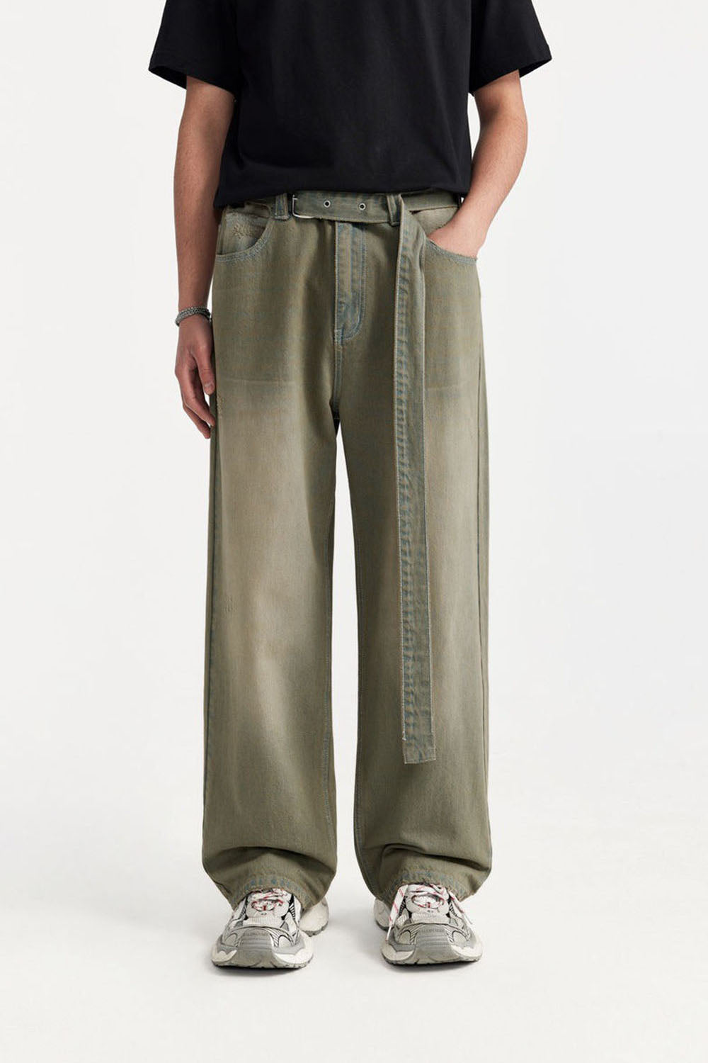 Vintage Wash Denim Pants with Belt: Loose Street-Style Trousers