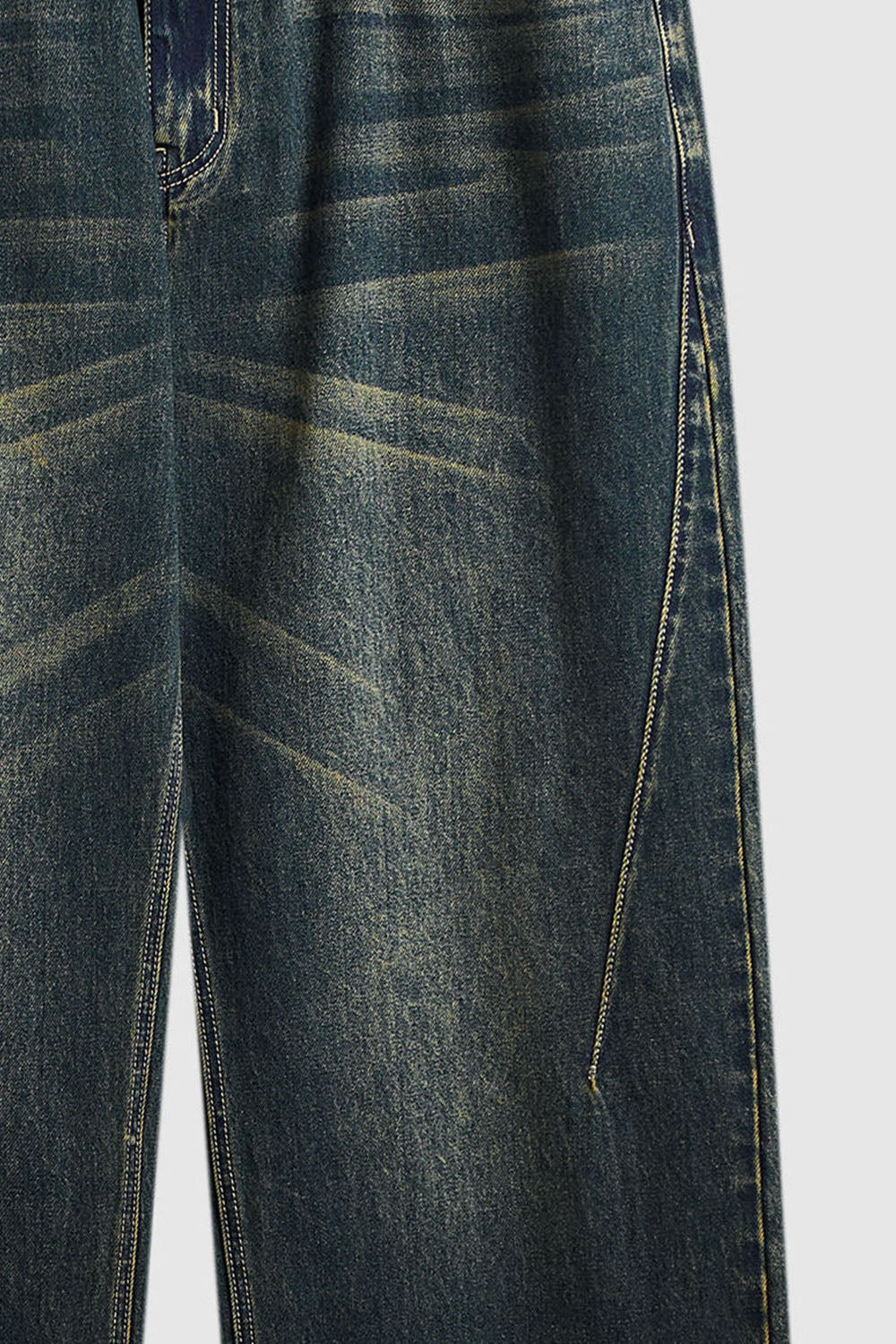 Vintage Cut Wide-Leg Denim Jeans: Street-Style Washed Loose Jeans