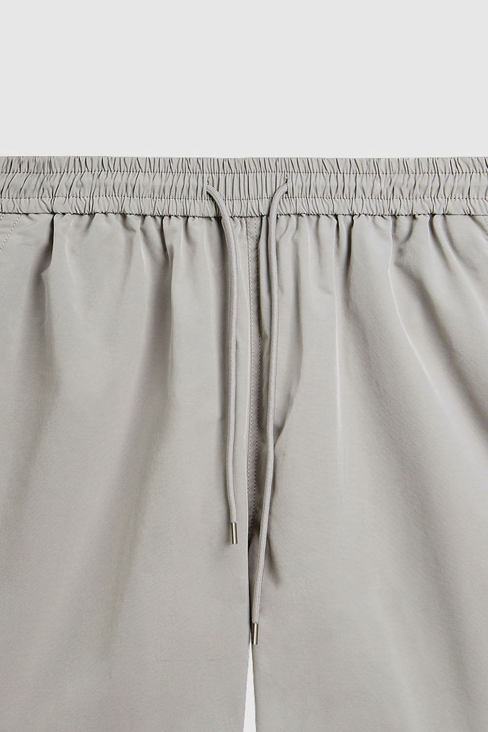 Large Back Pocket Outdoor Shorts: Casual Mid-Length Shorts for Men