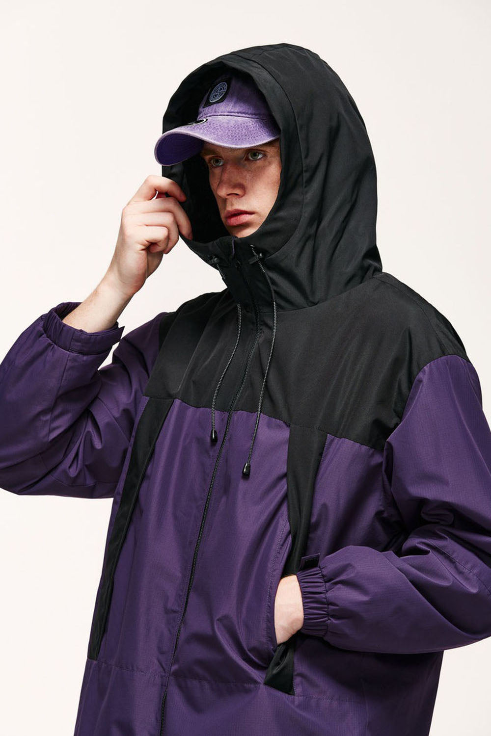 Warm Fleece-Lined Outdoor Windproof Jacket with Zipper