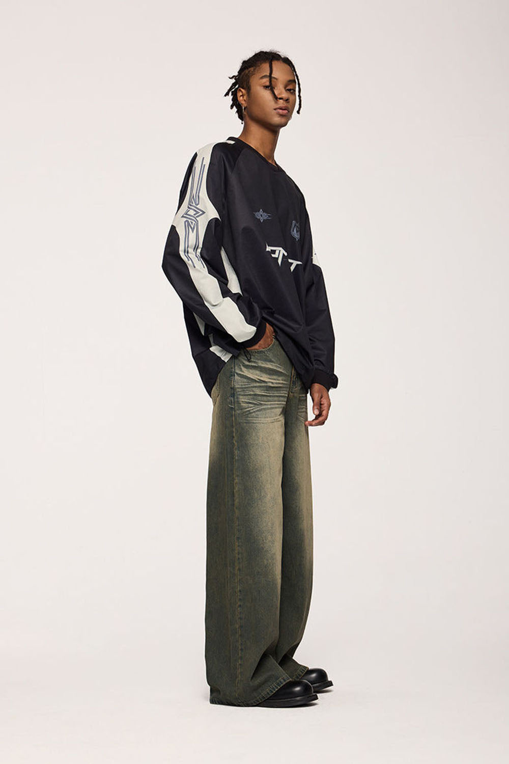 Vintage Washed Floor-Length Wide Jeans: Streetwear Distressed Denim