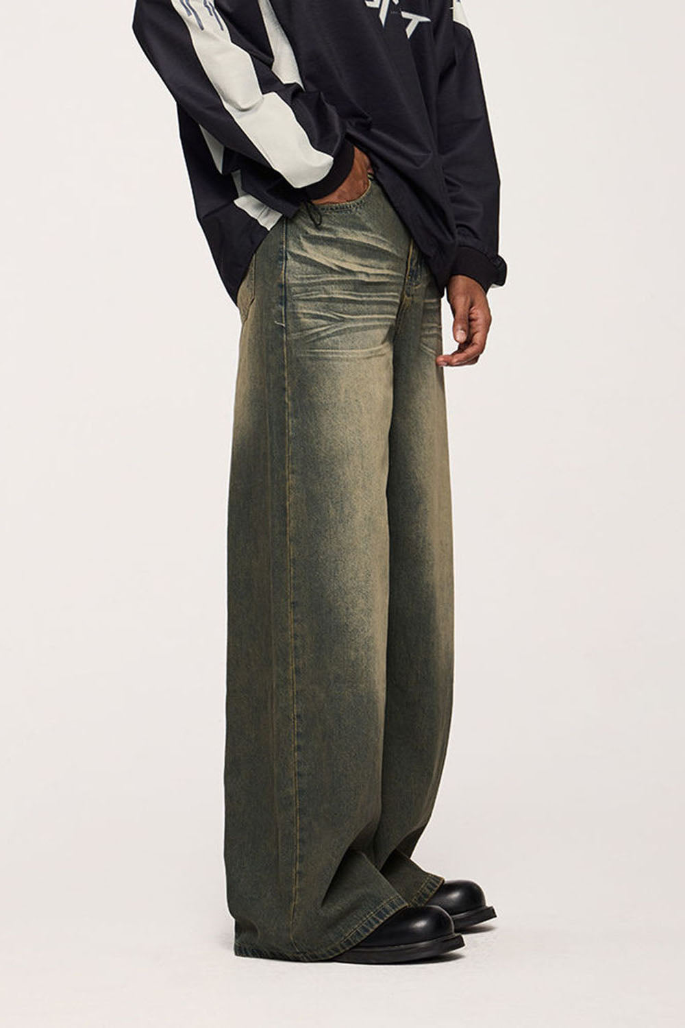 Vintage Washed Floor-Length Wide Jeans: Streetwear Distressed Denim