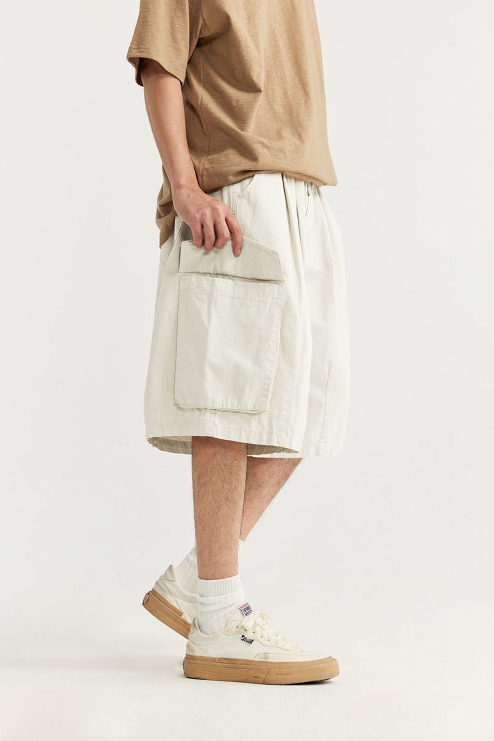 Garment-Washed Wide-Leg Cargo Shorts: Multi-Pocket Utility Half-Pants
