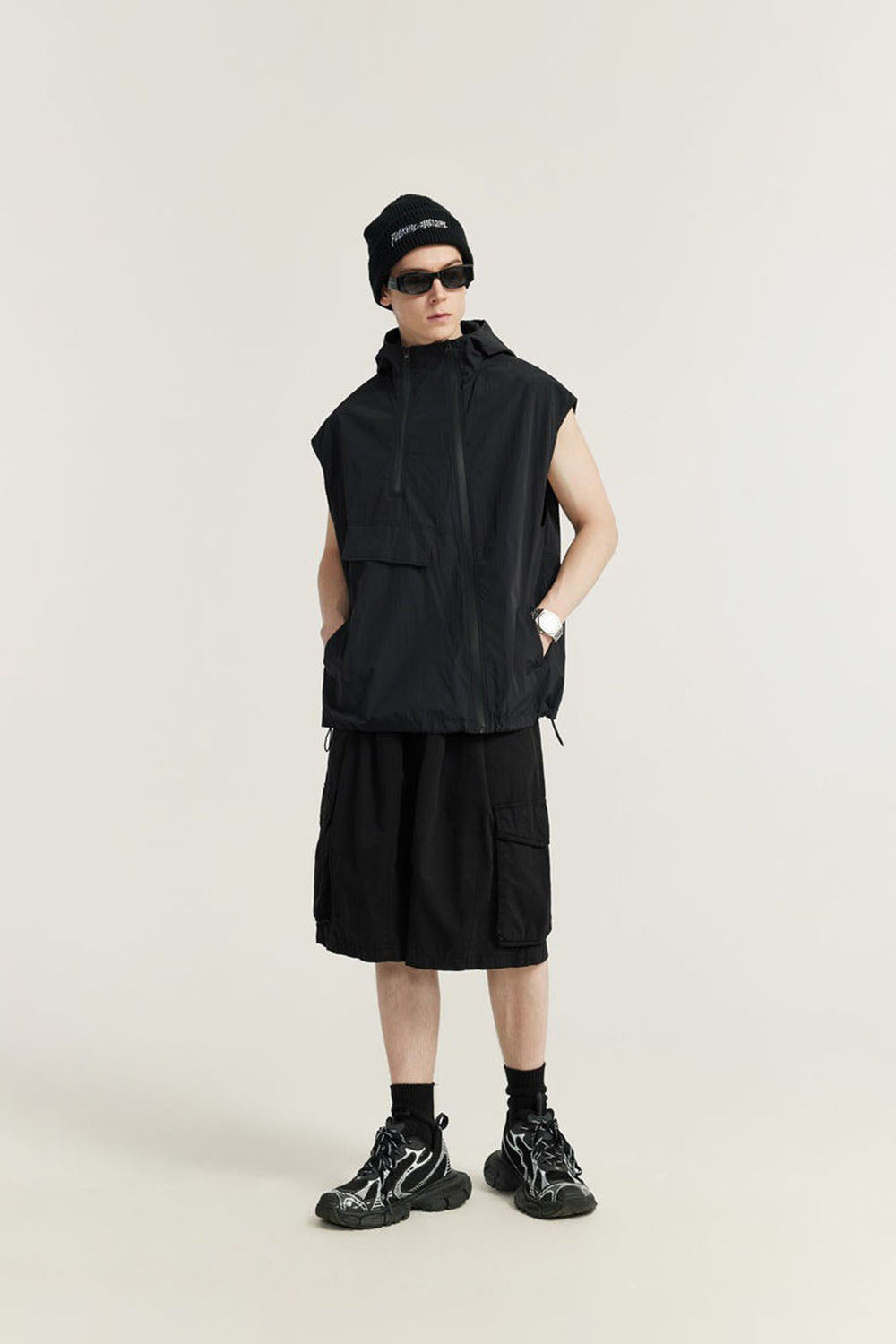 Garment-Washed Wide-Leg Cargo Shorts: Multi-Pocket Utility Half-Pants