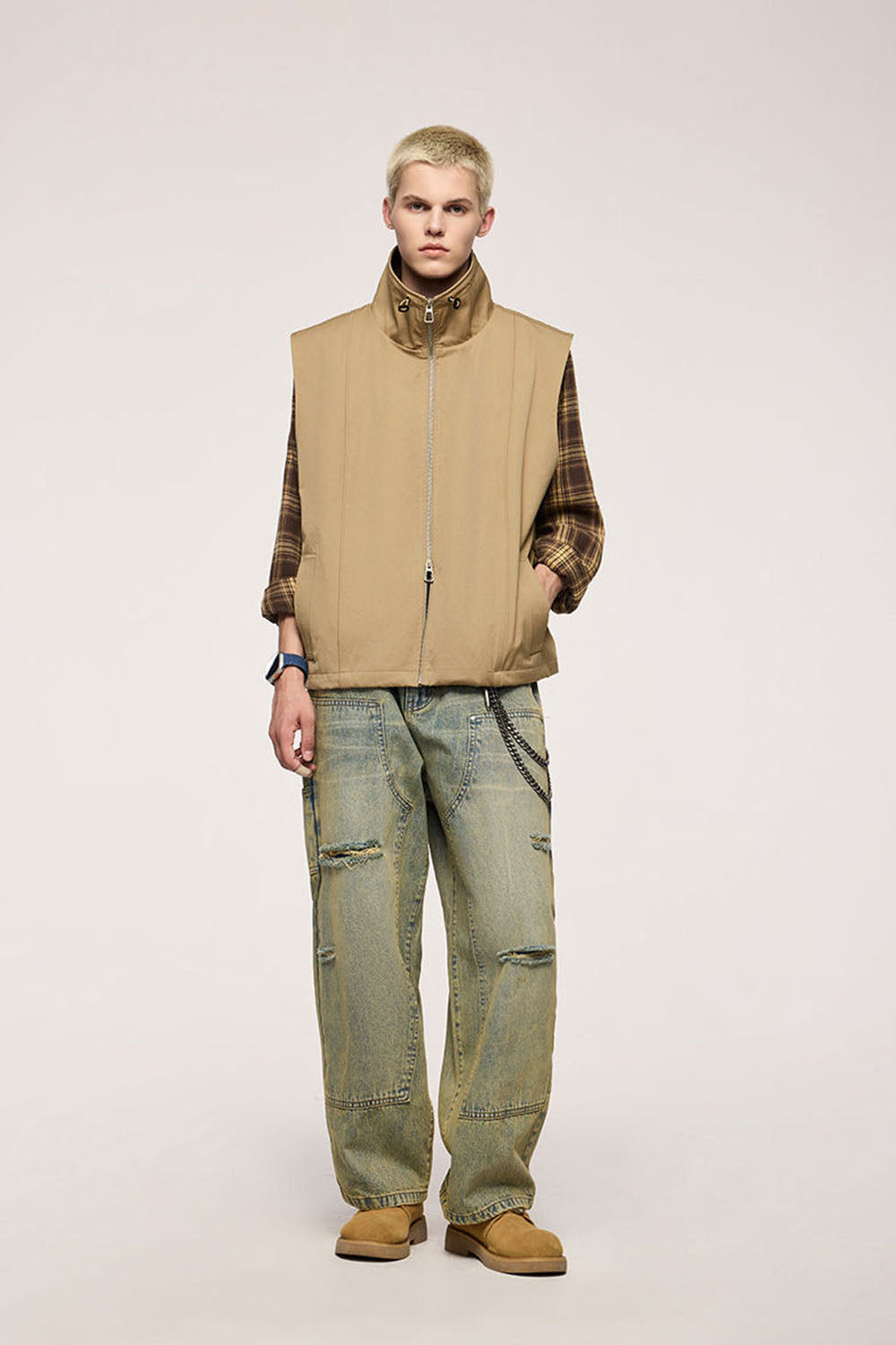 Wrinkle-Resistant Utility Vest: Functional Streetwear Outdoor Vest Jacket for Men