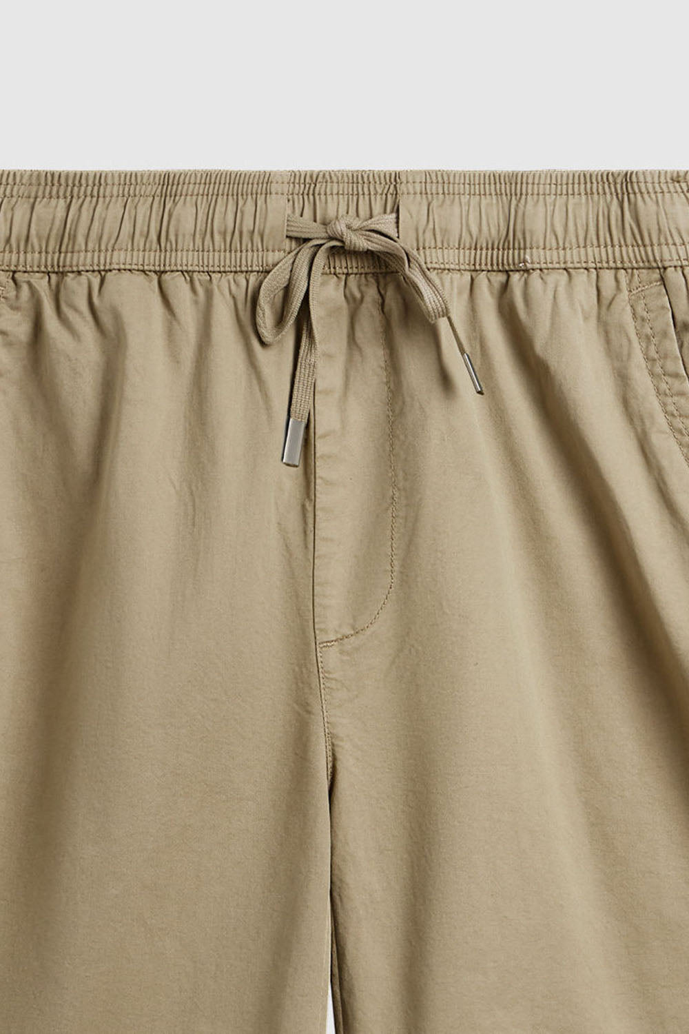 Eco-Friendly Garment-Washed Straight Shorts in Pure Color