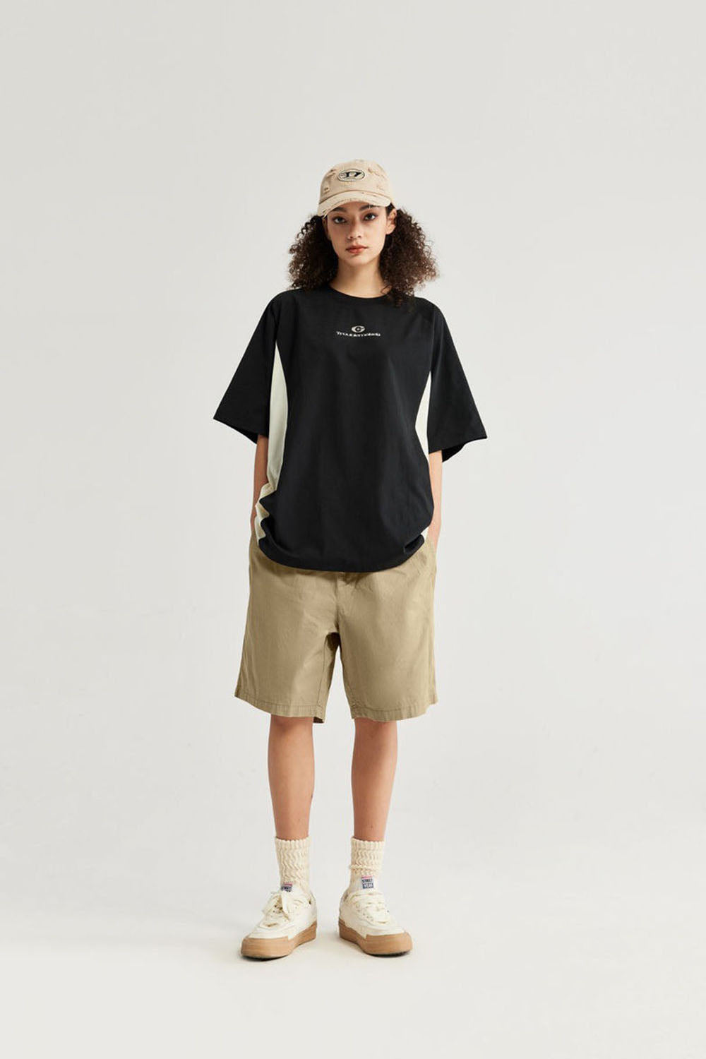 Eco-Friendly Garment-Washed Straight Shorts in Pure Color