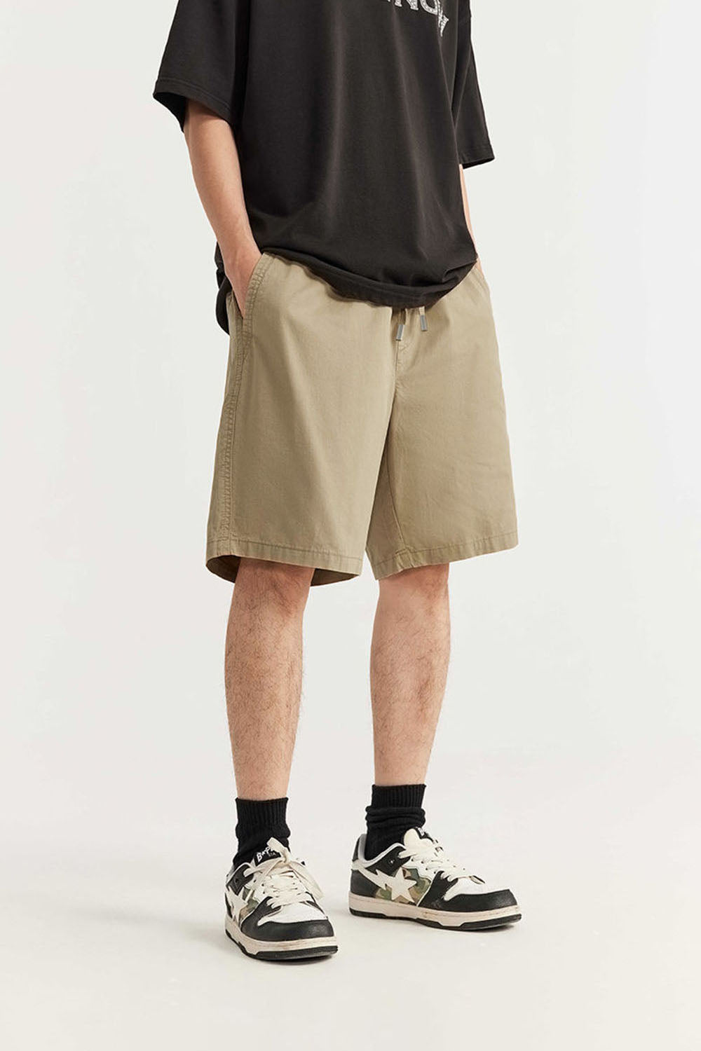 Eco-Friendly Garment-Washed Straight Shorts in Pure Color