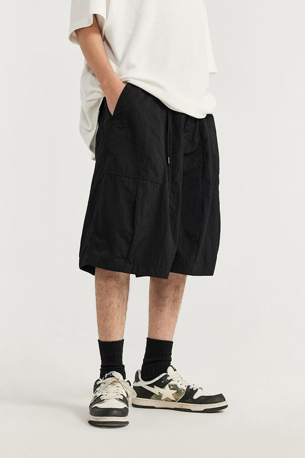Wrinkled Outdoor Wide-Leg Shorts for Casual Wear