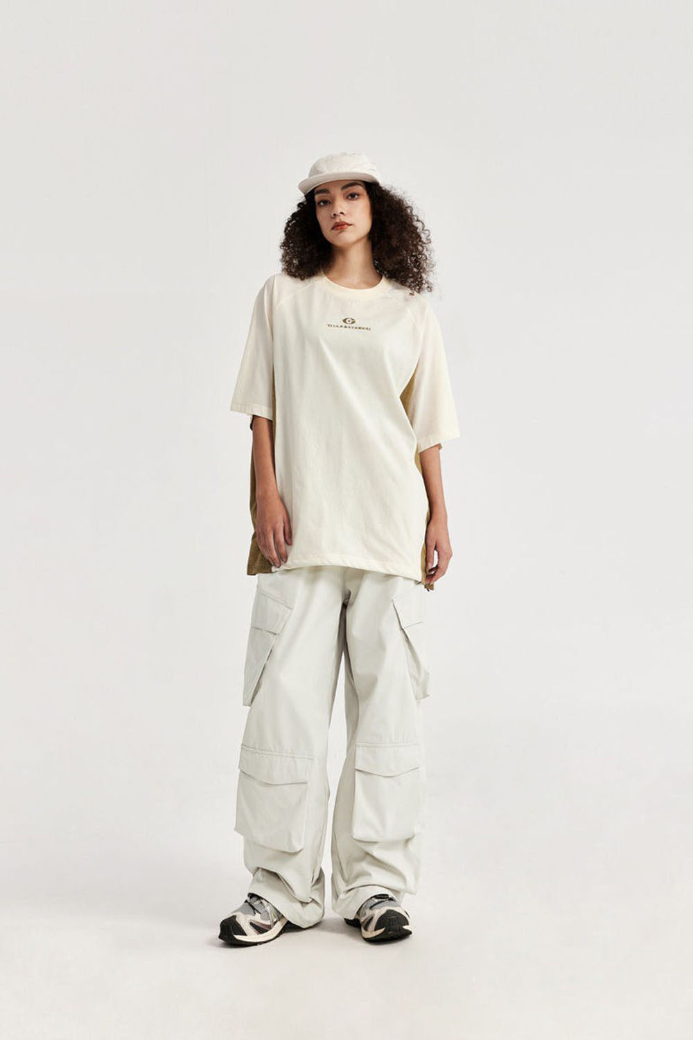 Plaid Multi-Pocket Cargo Wide-Leg Trousers