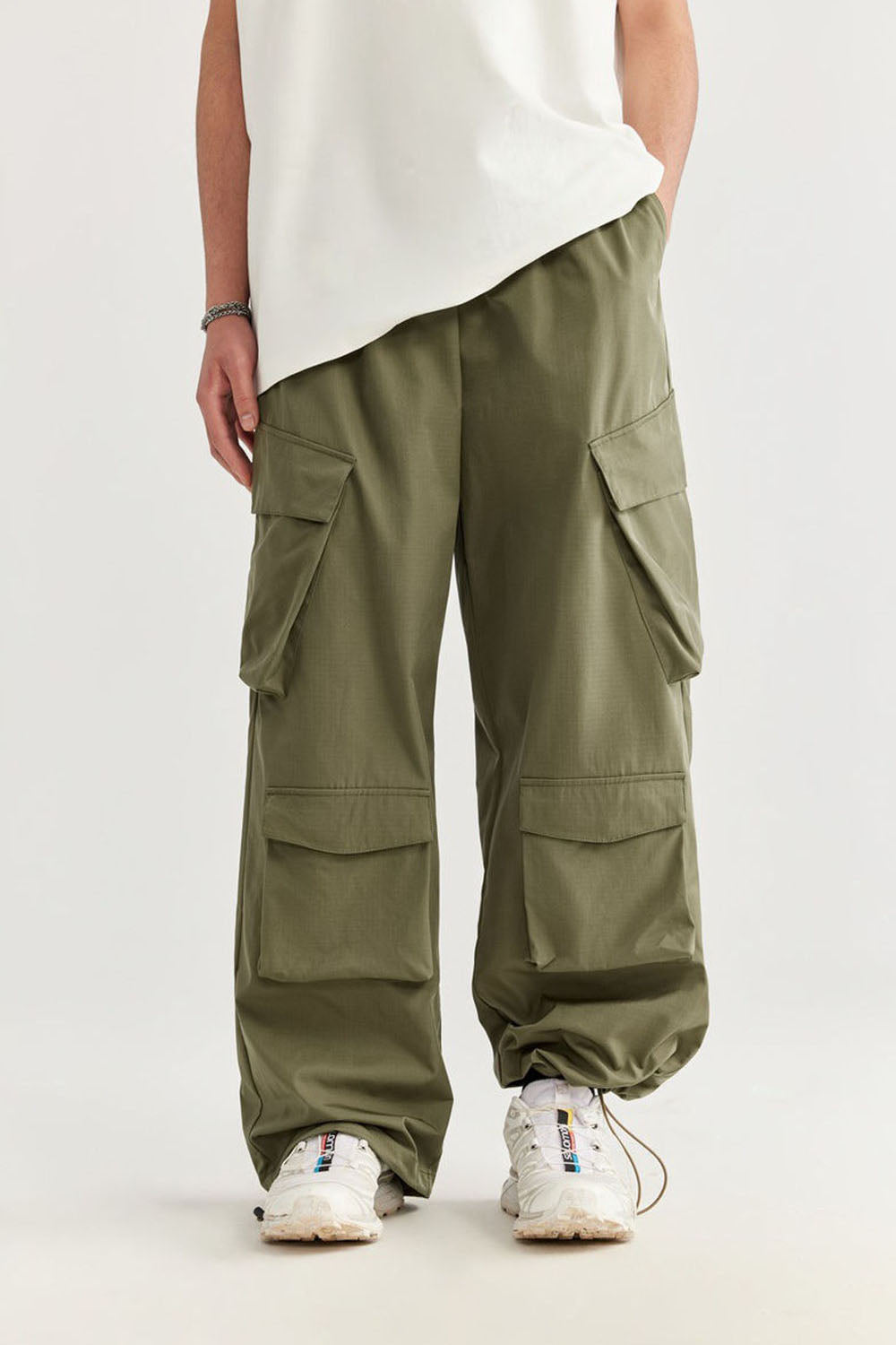 Plaid Multi-Pocket Cargo Wide-Leg Trousers