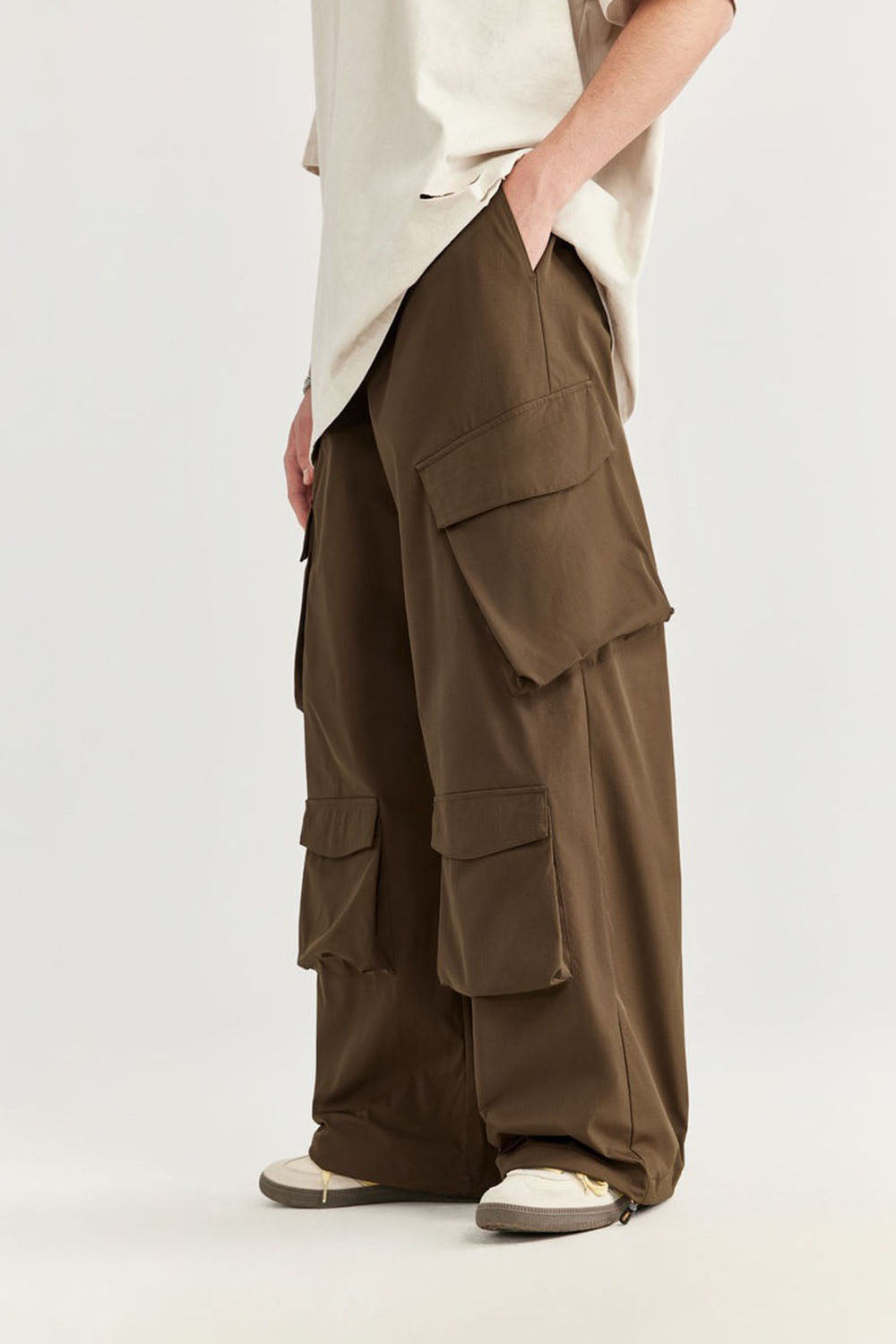 Plaid Multi-Pocket Cargo Wide-Leg Trousers