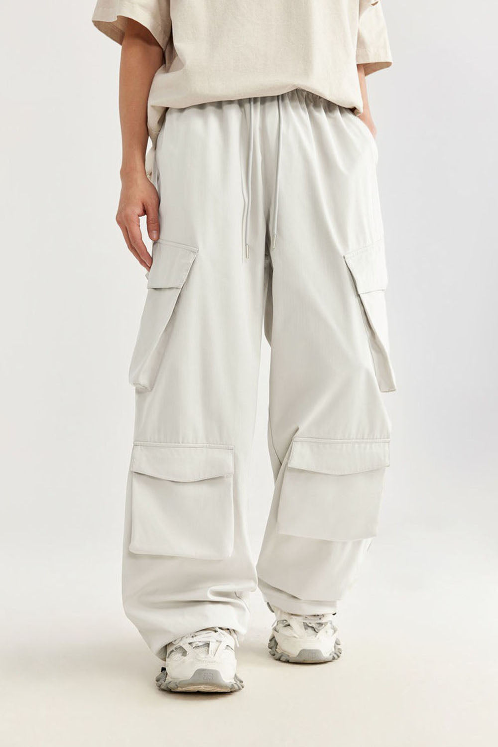 Plaid Multi-Pocket Cargo Wide-Leg Trousers