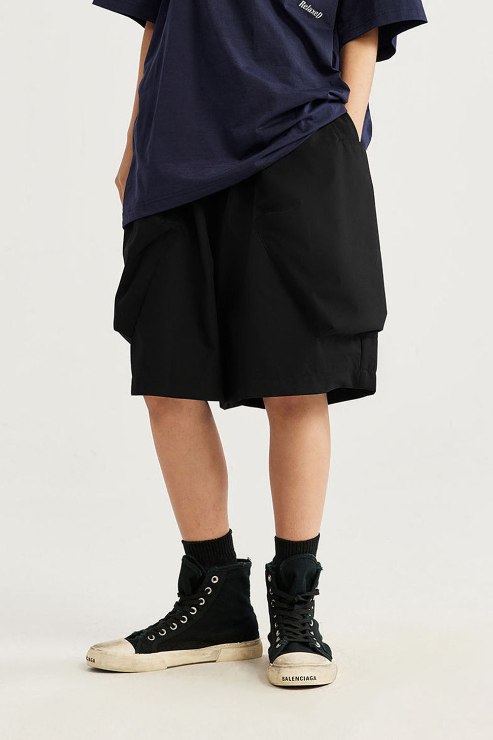 Light Khaki Large-Pocket Utility Shorts