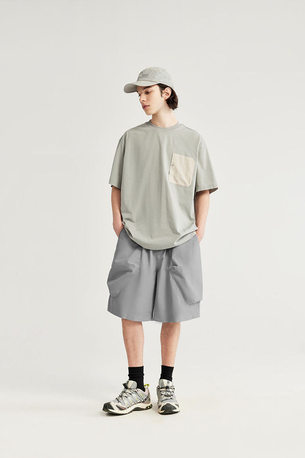 Light Khaki Large-Pocket Utility Shorts