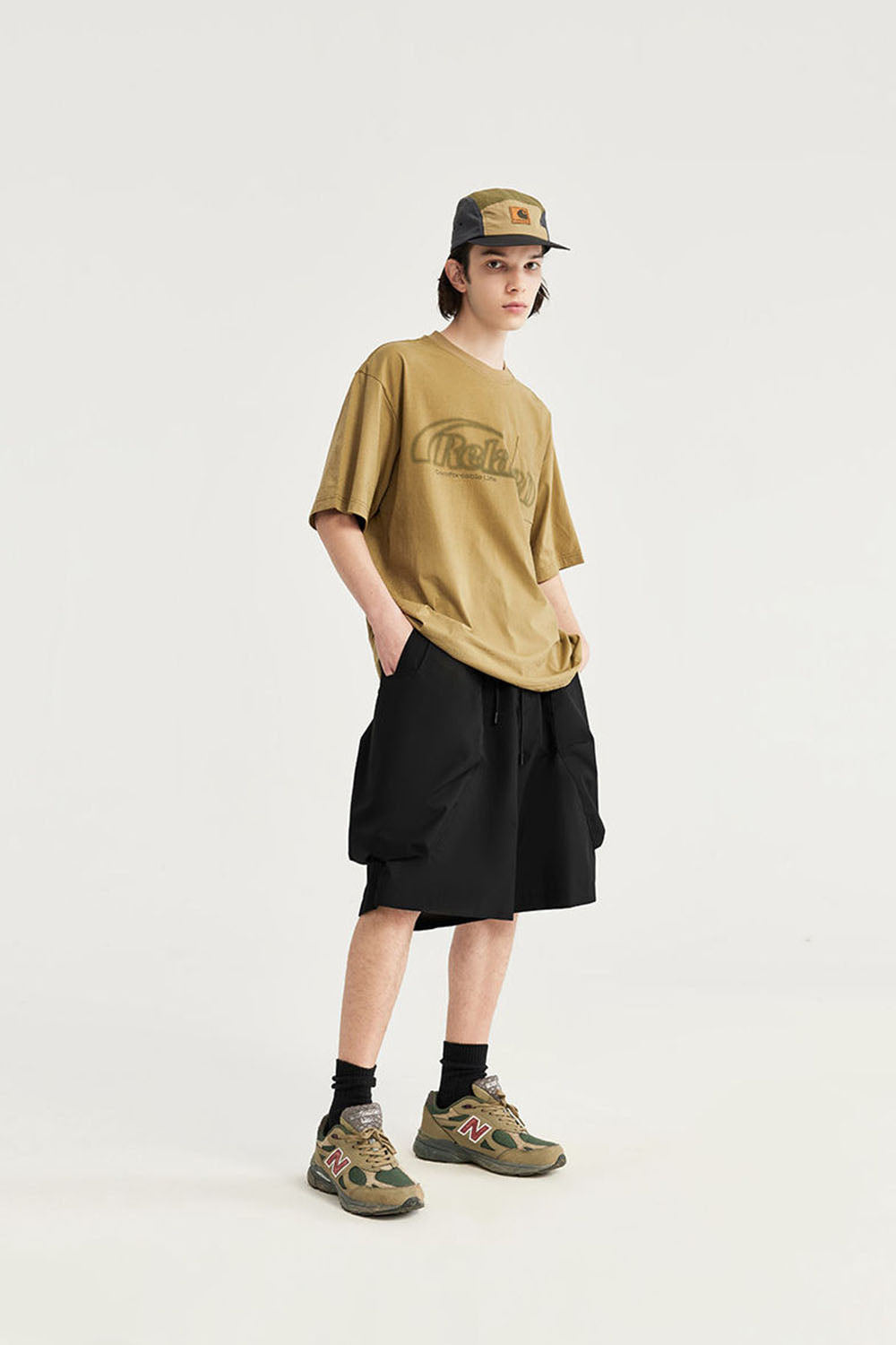 Light Khaki Large-Pocket Utility Shorts