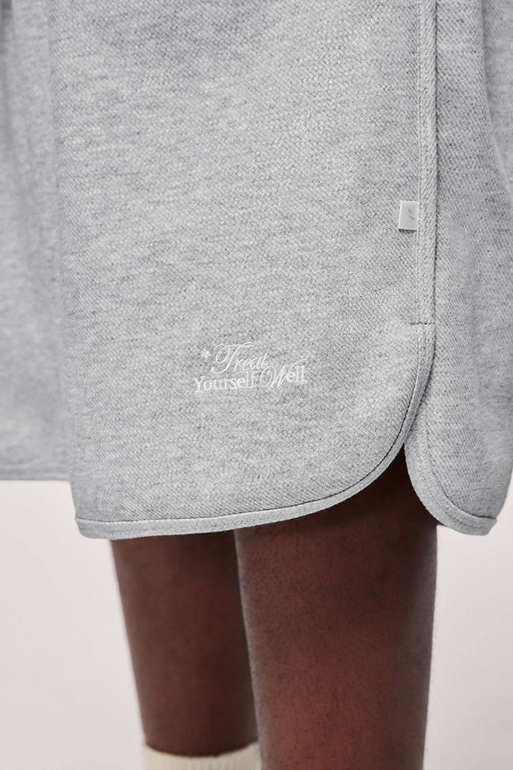 Men's Arched Split Loose Shorts with Letter Embroidery