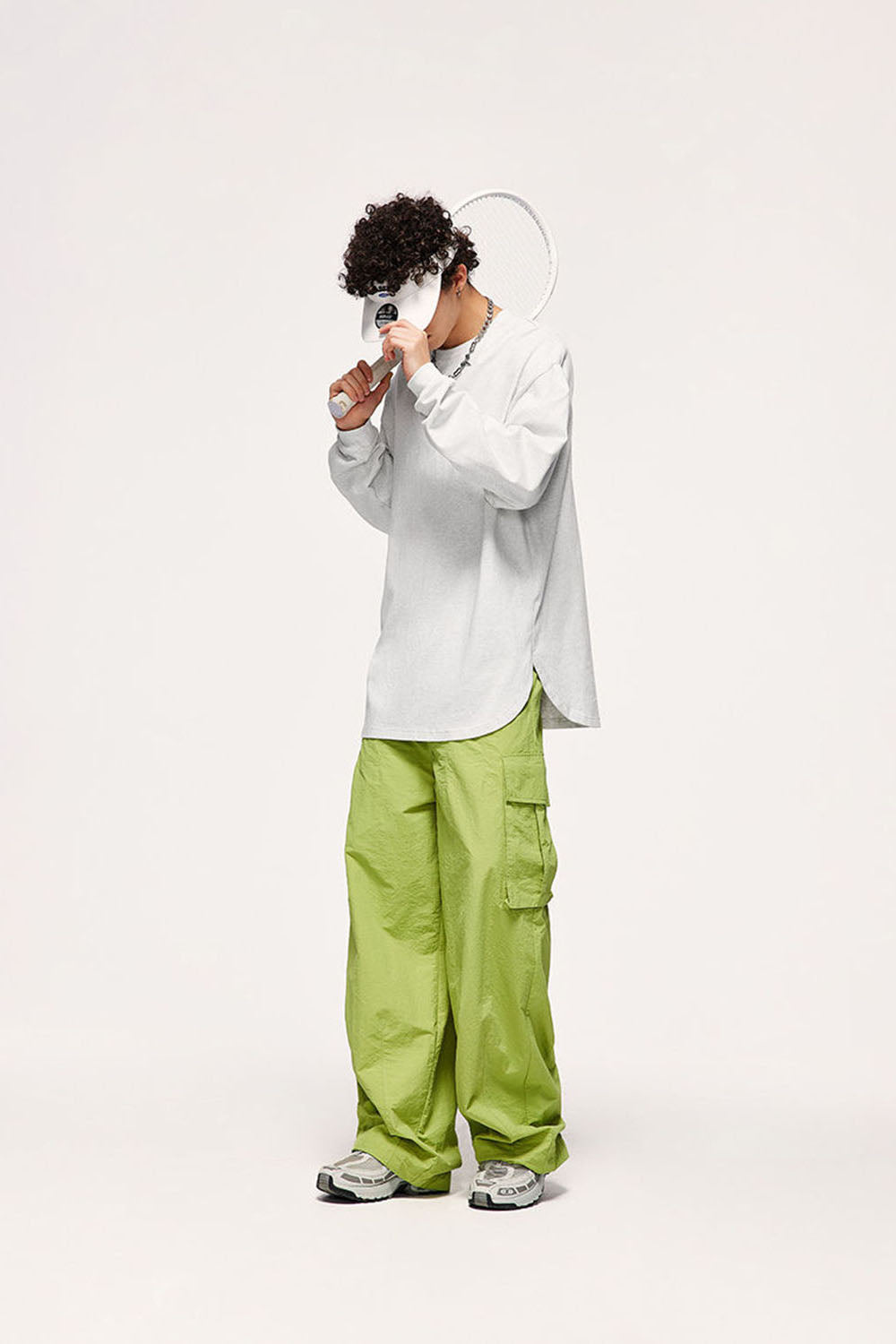 305G Heavyweight Curved Hem Long Sleeve T-Shirt in Loose Casual Fit