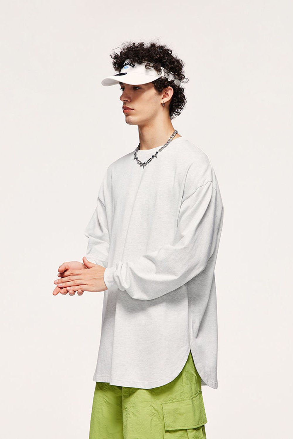 305G Heavyweight Curved Hem Long Sleeve T-Shirt in Loose Casual Fit