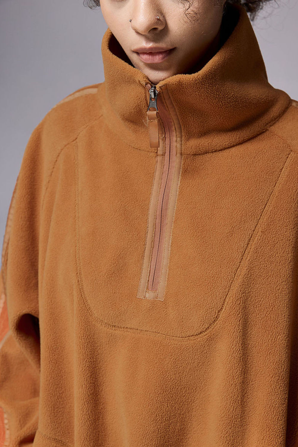 325G Fleece Stand Collar Zip Sweatshirt in Loose Casual Fit