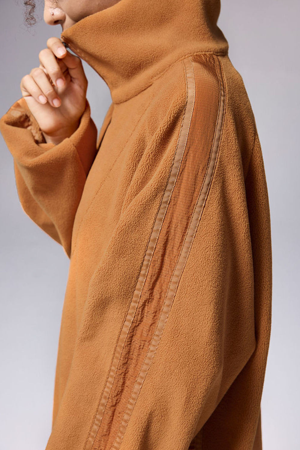 325G Fleece Stand Collar Zip Sweatshirt in Loose Casual Fit