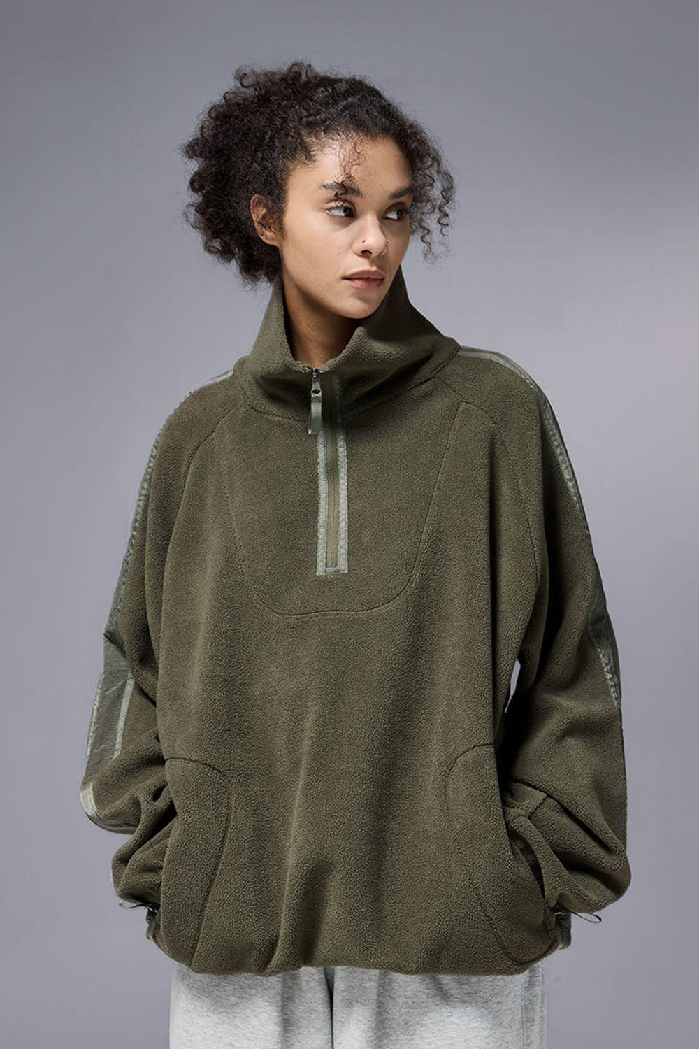 325G Fleece Stand Collar Zip Sweatshirt in Loose Casual Fit