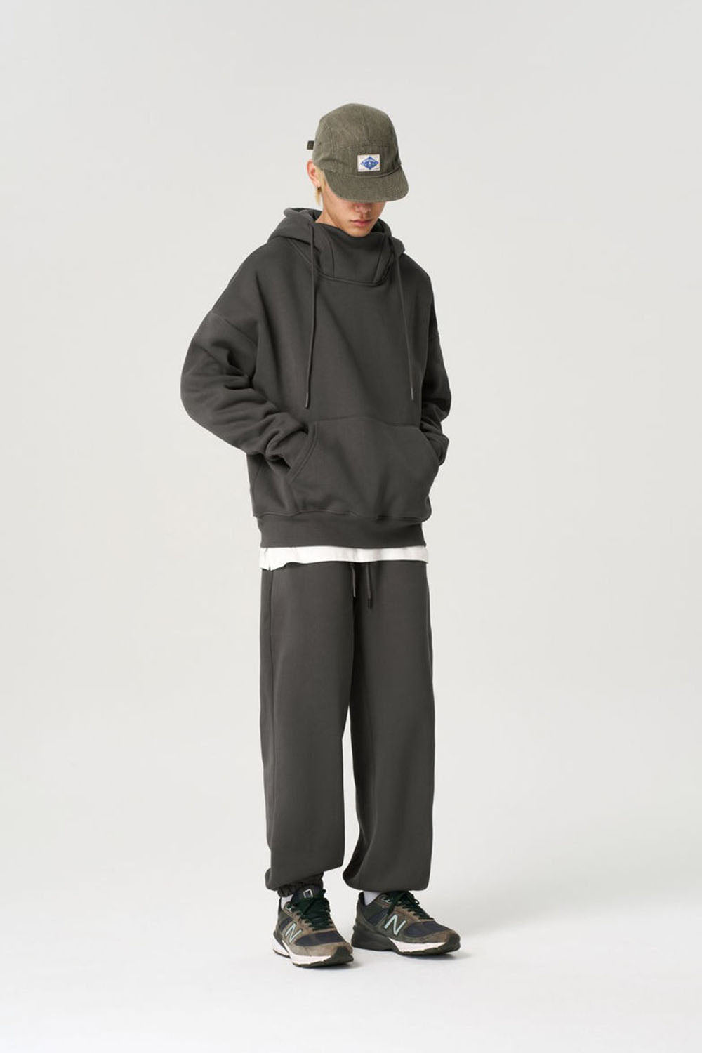 350G Plush Windproof Collar Hooded Sweatshirt with Semi-High Neck