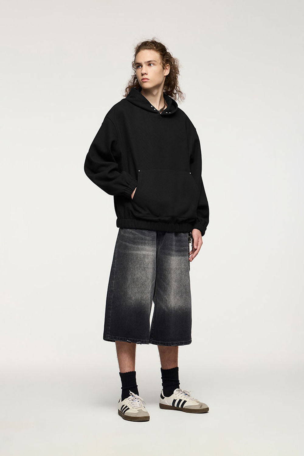 450g Rivet Fleece Hooded Sweatshirt Short Loose Top