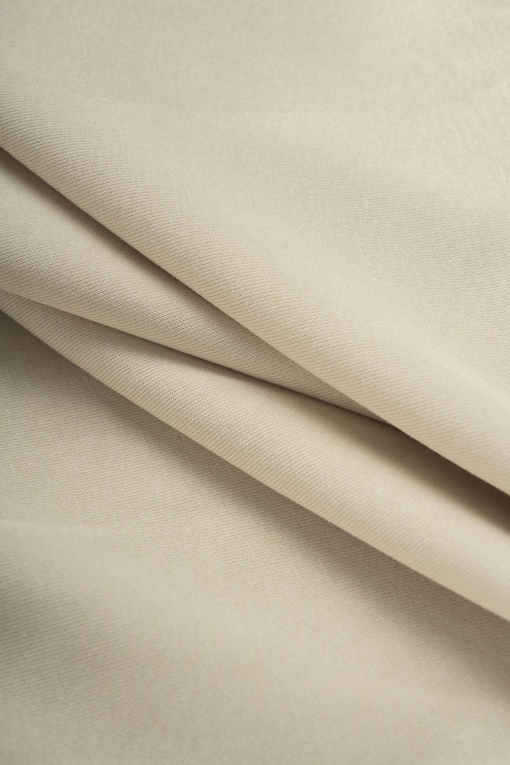 Lightweight Hooded Sweatshirt in Solid Color with Loose Fit