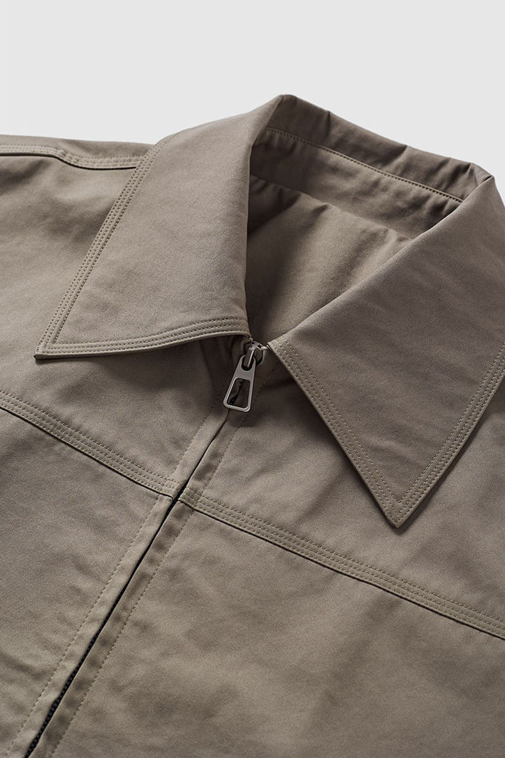 Elastic Rivet Utility Cropped Jacket: Vintage Collared Lumberjack Workwear