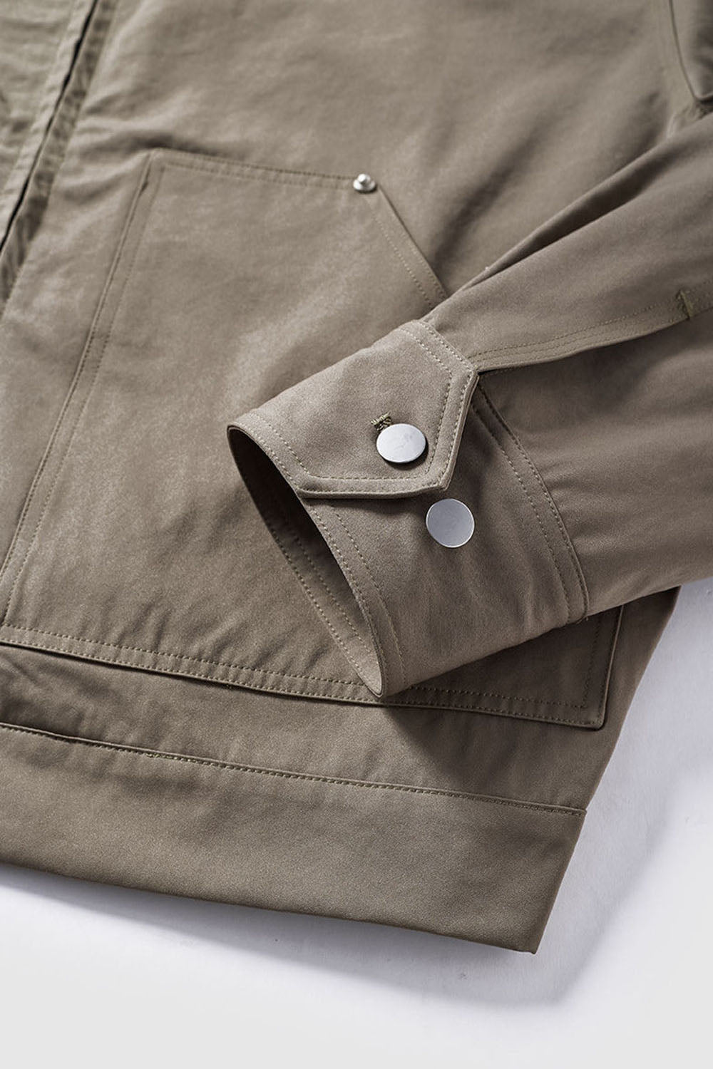 Elastic Rivet Utility Cropped Jacket: Vintage Collared Lumberjack Workwear