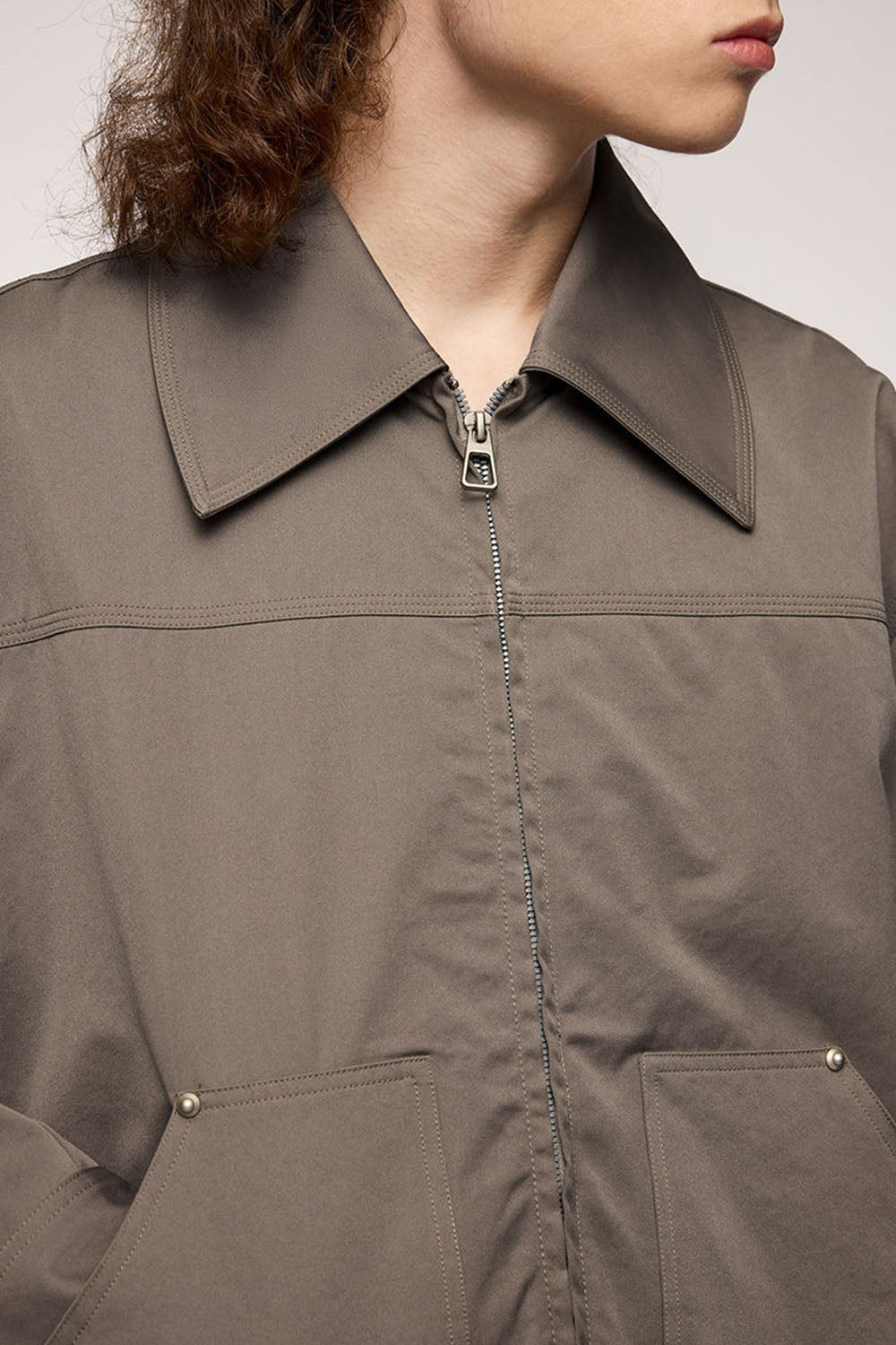 Elastic Rivet Utility Cropped Jacket: Vintage Collared Lumberjack Workwear