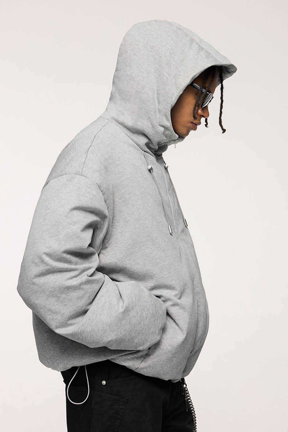 Functional Knit Fabric Down Jacket with 90% Down Fill and Solid Color Hooded Design