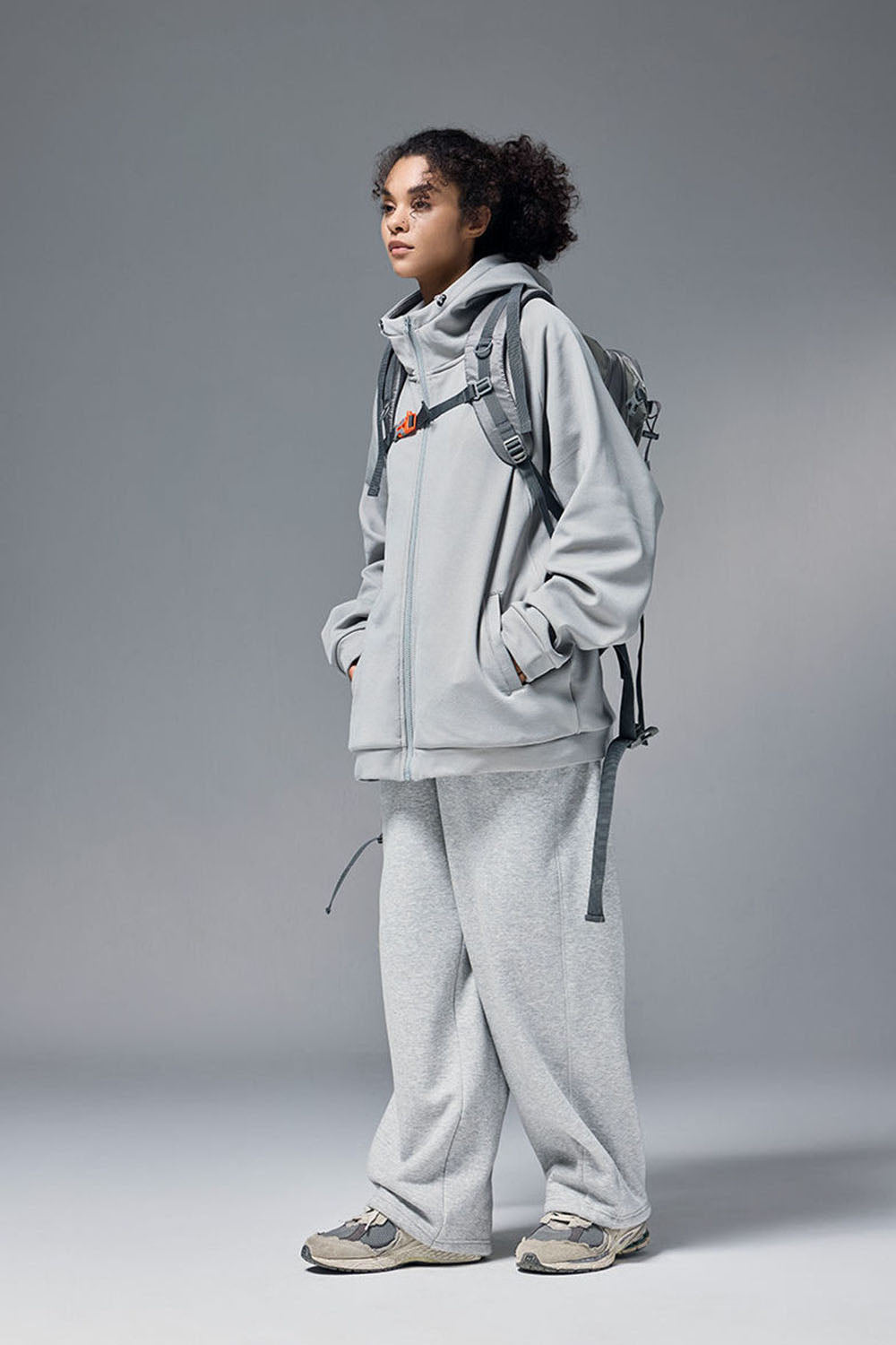 Hydrogen Four-Way Stretch Hooded Jacket with Plain Zip-Up Windproof Fleece