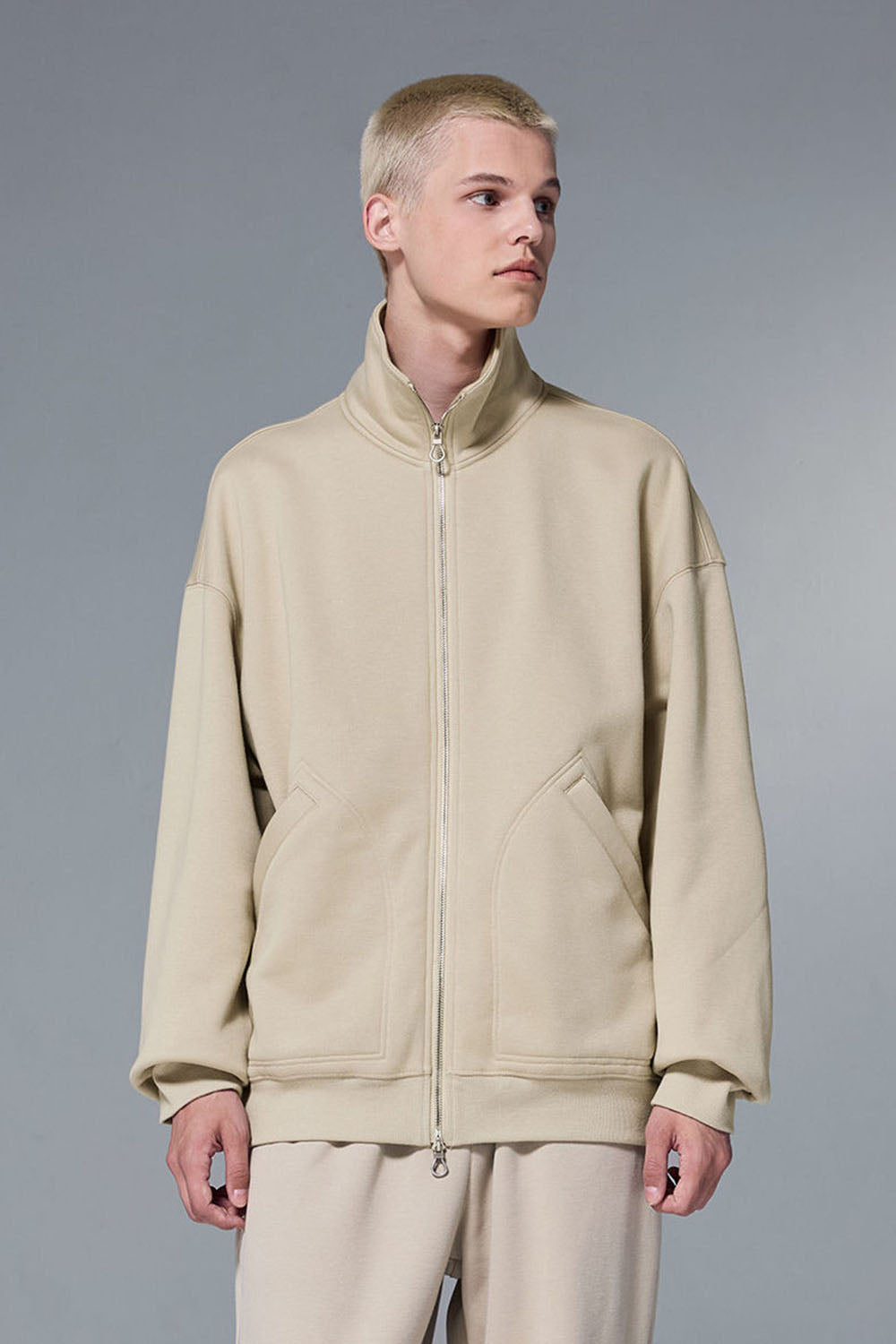 Flame Laminated Fleece High-Neck Jacket with Dual Zipper and Stand-up Collar