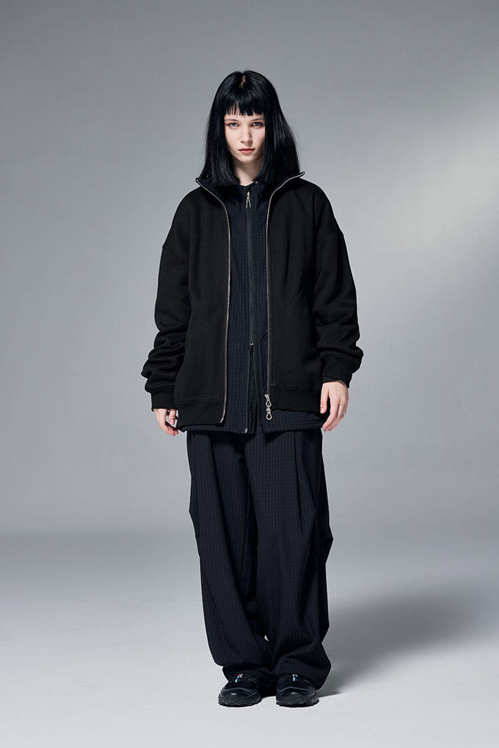 Flame Laminated Fleece High-Neck Jacket with Dual Zipper and Stand-up Collar