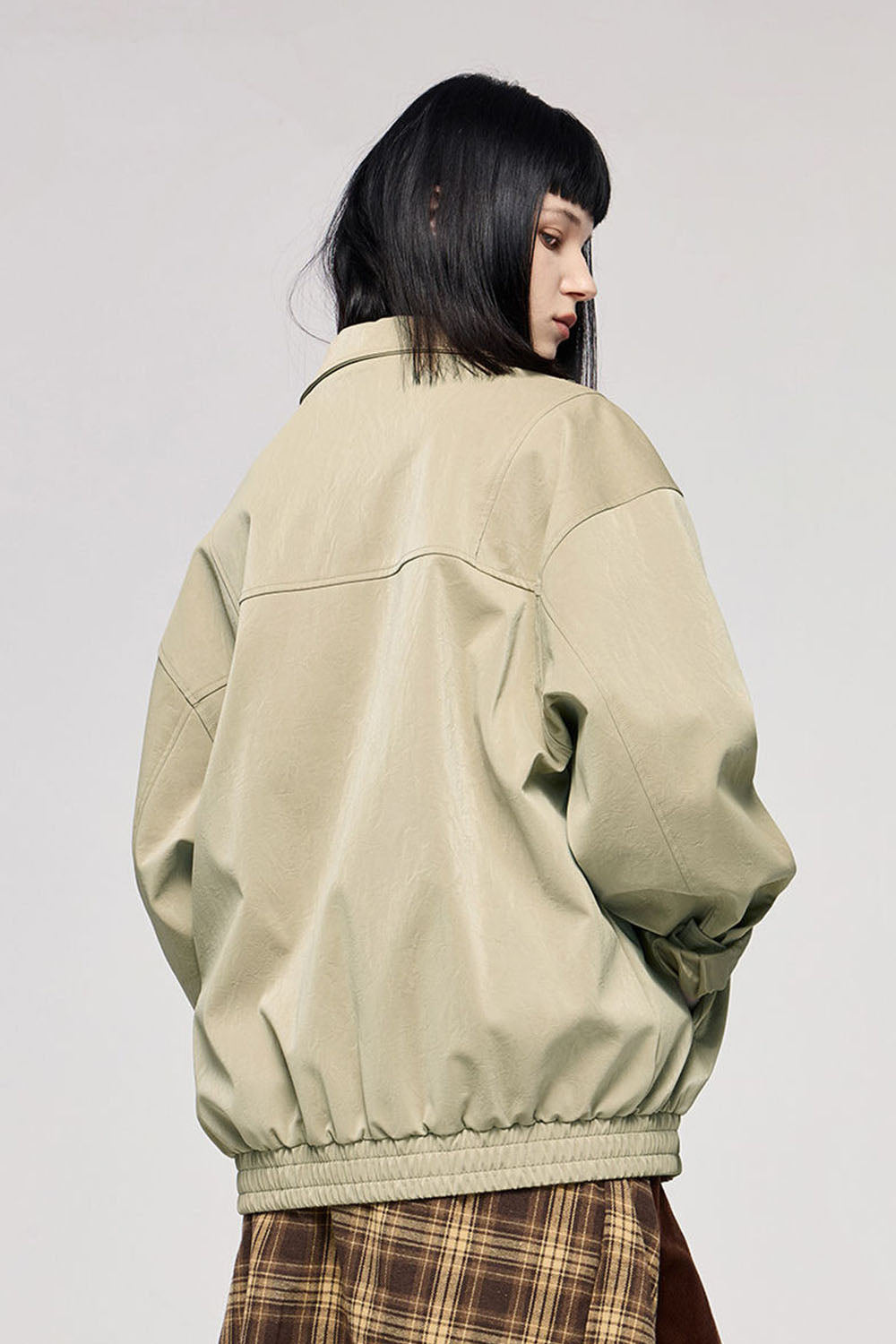Wrinkled Leather Zip-Up Jacket with Vintage Workwear Design