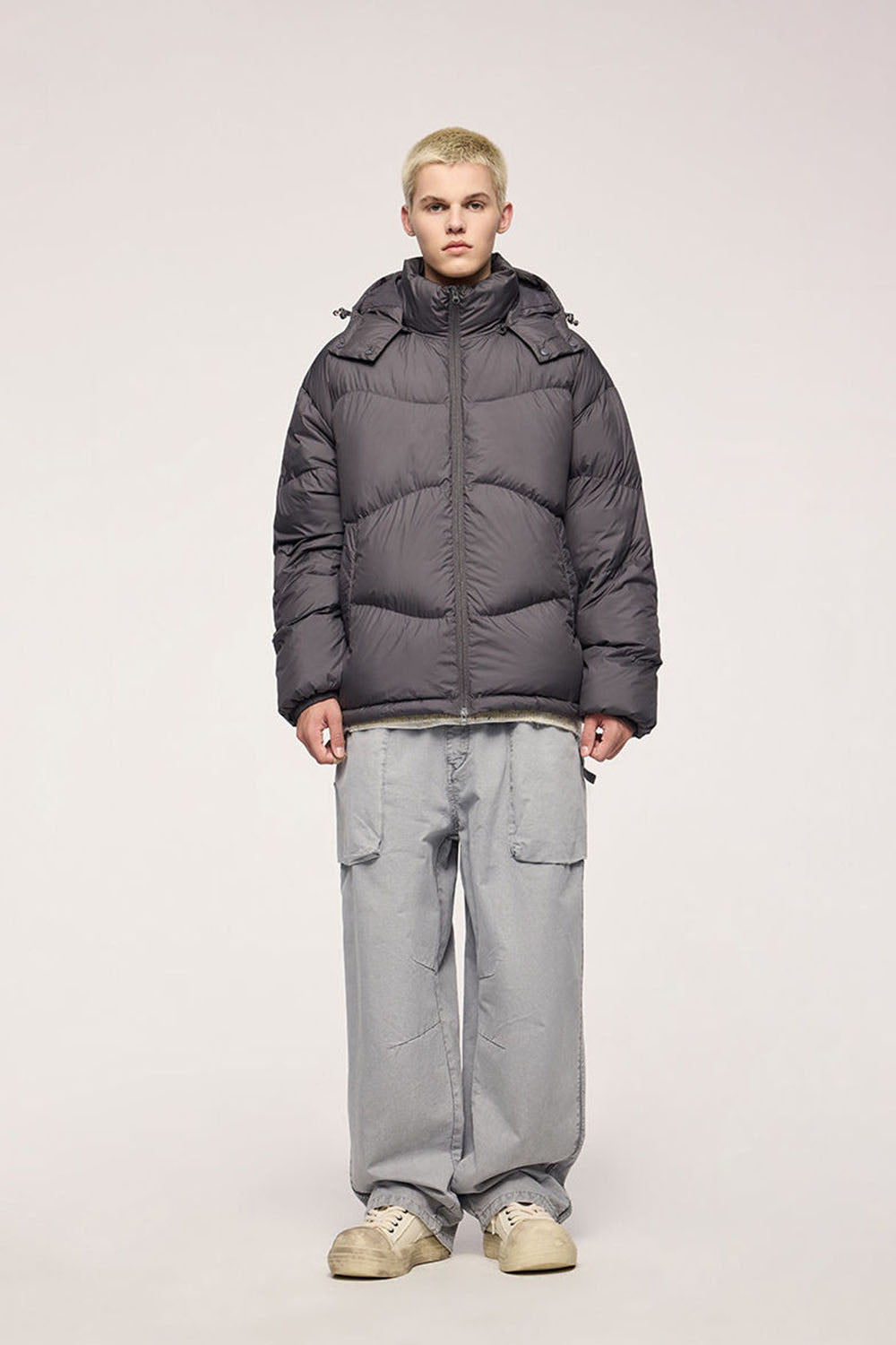 Lightweight Portable Puffer Down Jacket with 90% Down Fill and Solid Color Hooded Loose Fit