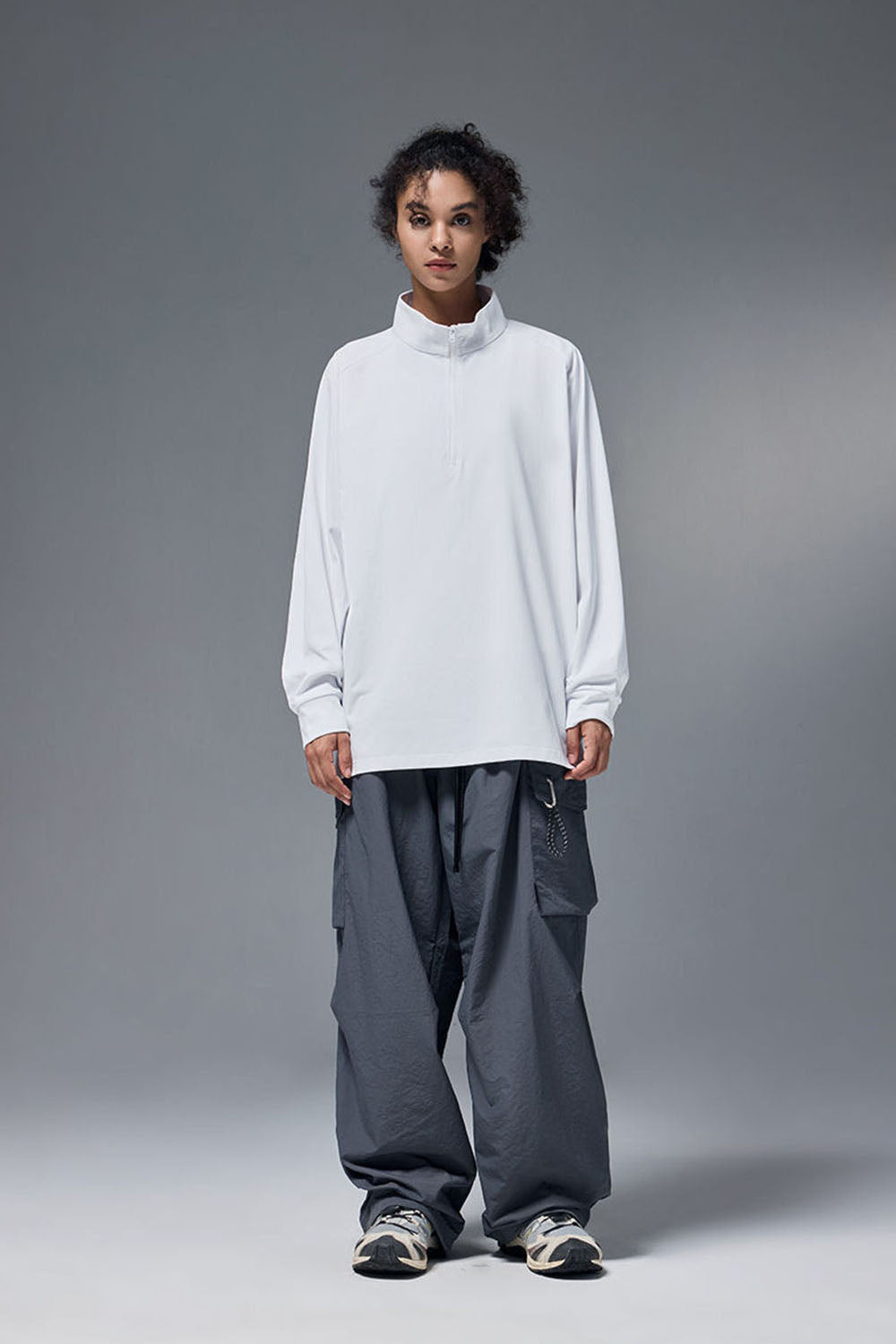 Quick-Dry Solid Color Long Sleeve T-Shirt with Half-Zip Stand Collar for Outdoor Cycling and Sports