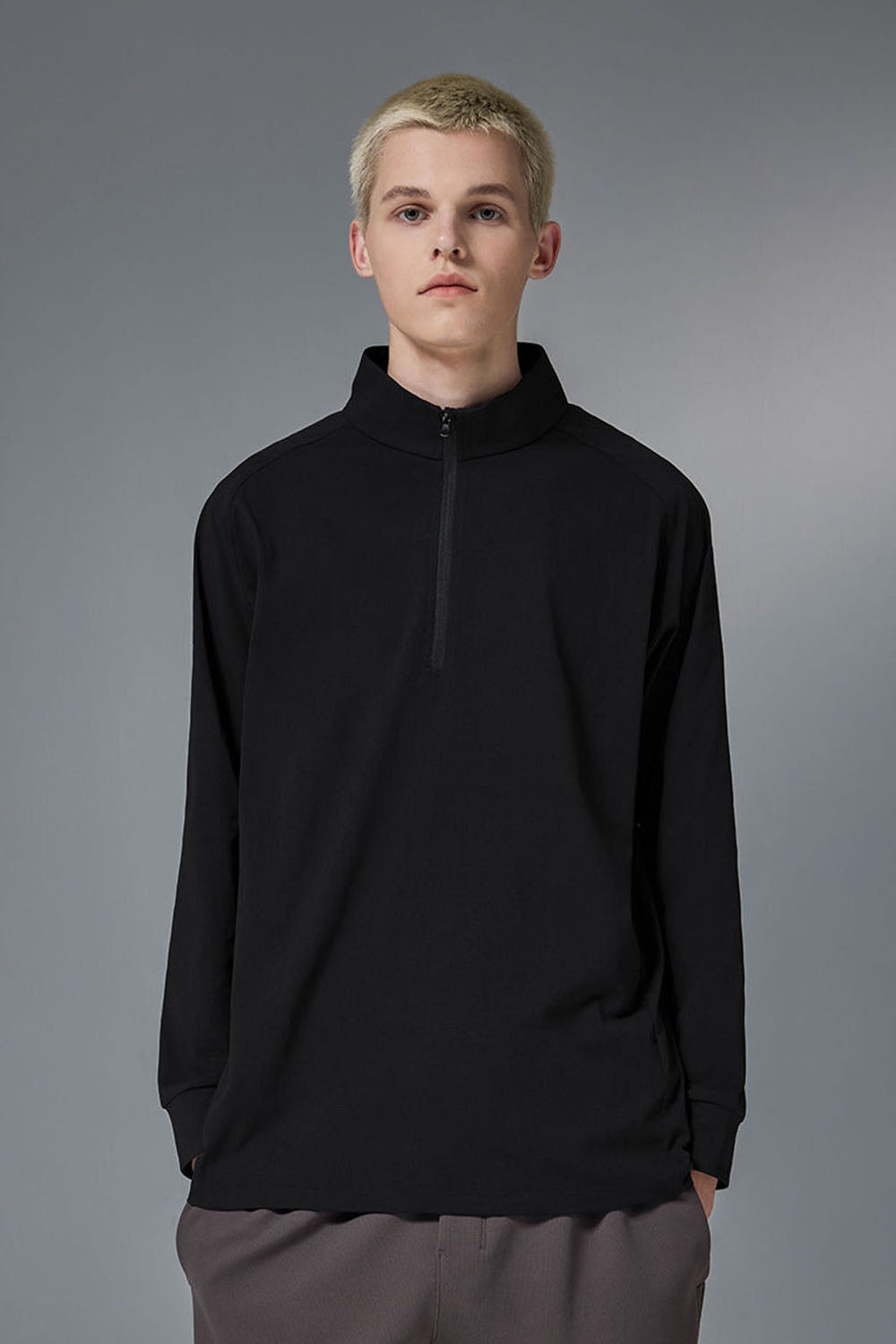 Quick-Dry Solid Color Long Sleeve T-Shirt with Half-Zip Stand Collar for Outdoor Cycling and Sports