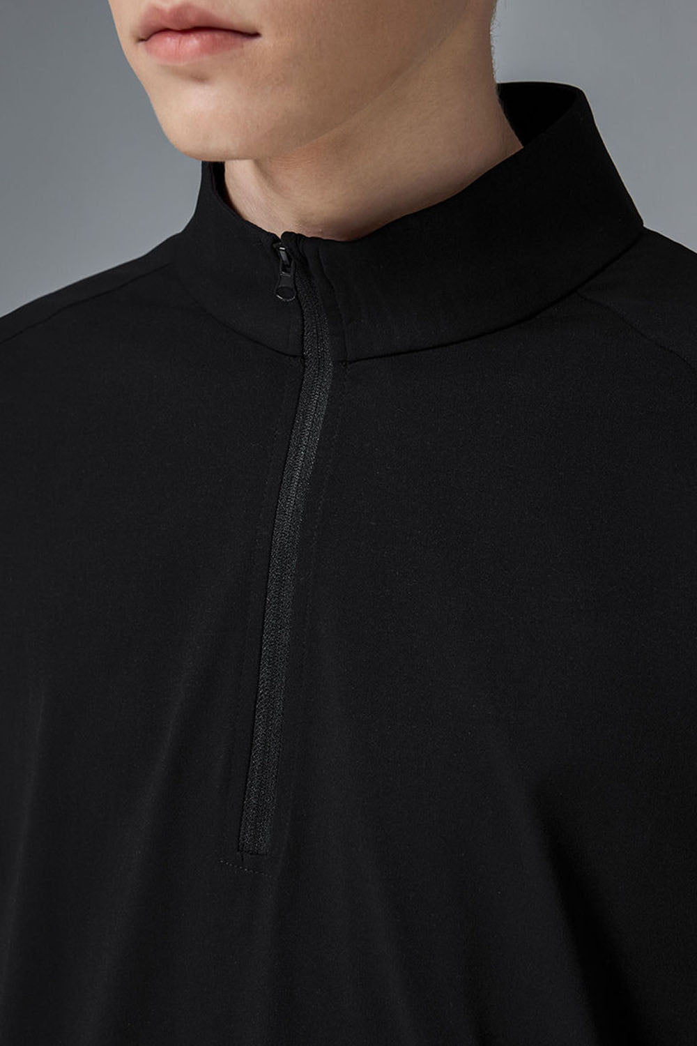 Quick-Dry Solid Color Long Sleeve T-Shirt with Half-Zip Stand Collar for Outdoor Cycling and Sports