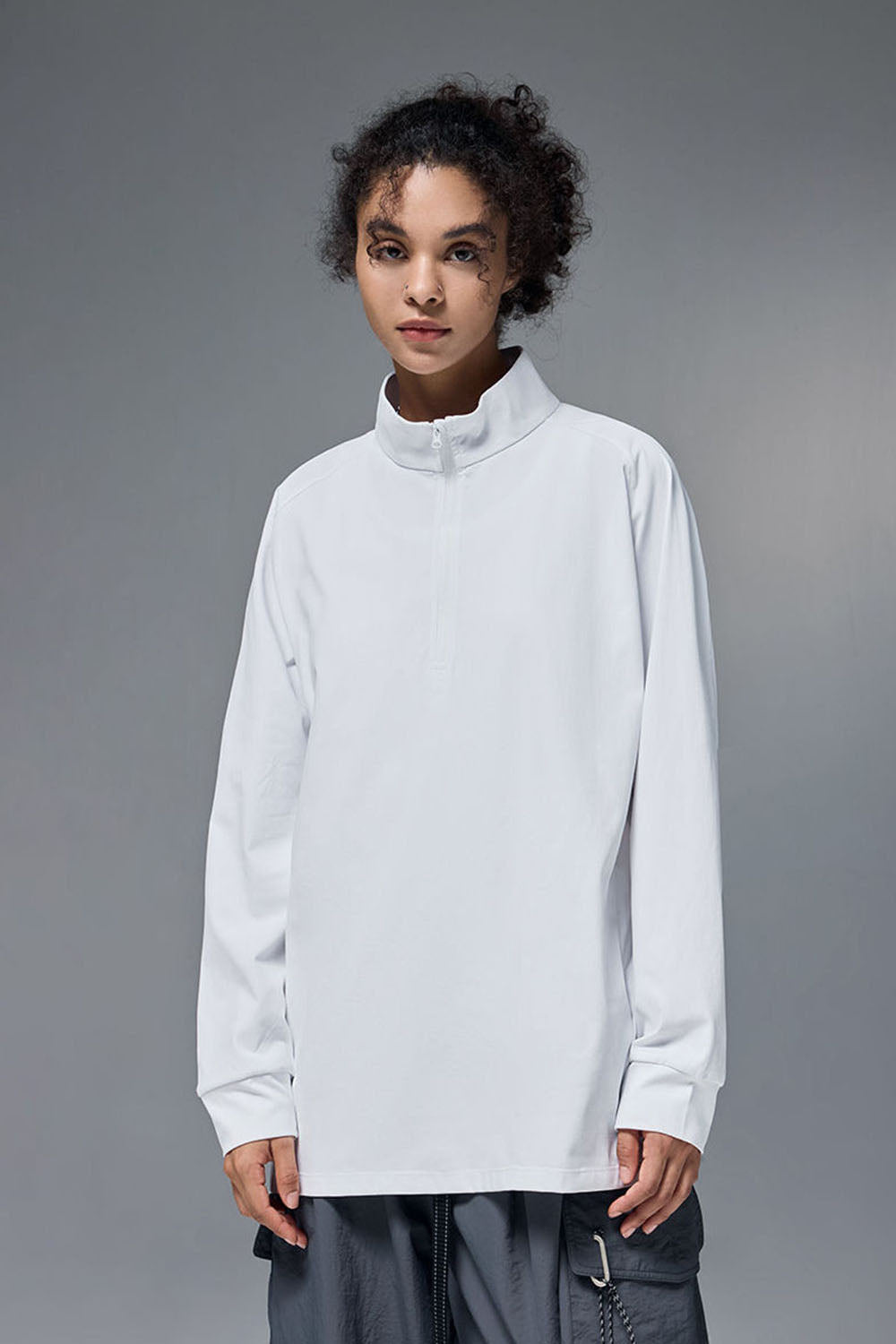 Quick-Dry Solid Color Long Sleeve T-Shirt with Half-Zip Stand Collar for Outdoor Cycling and Sports