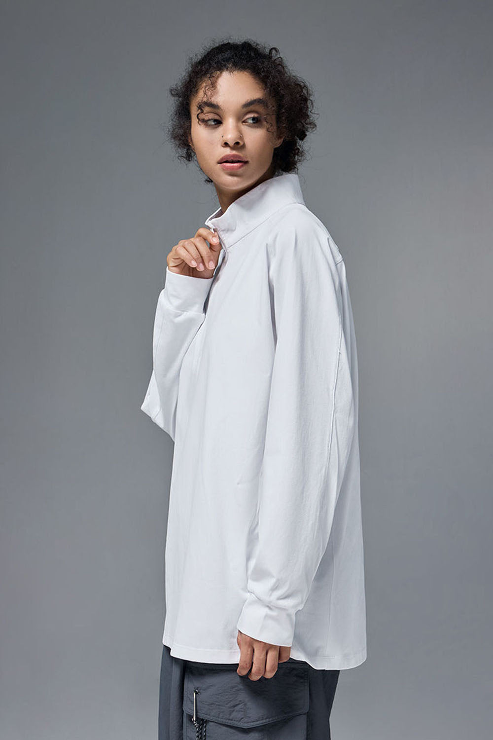 Quick-Dry Solid Color Long Sleeve T-Shirt with Half-Zip Stand Collar for Outdoor Cycling and Sports