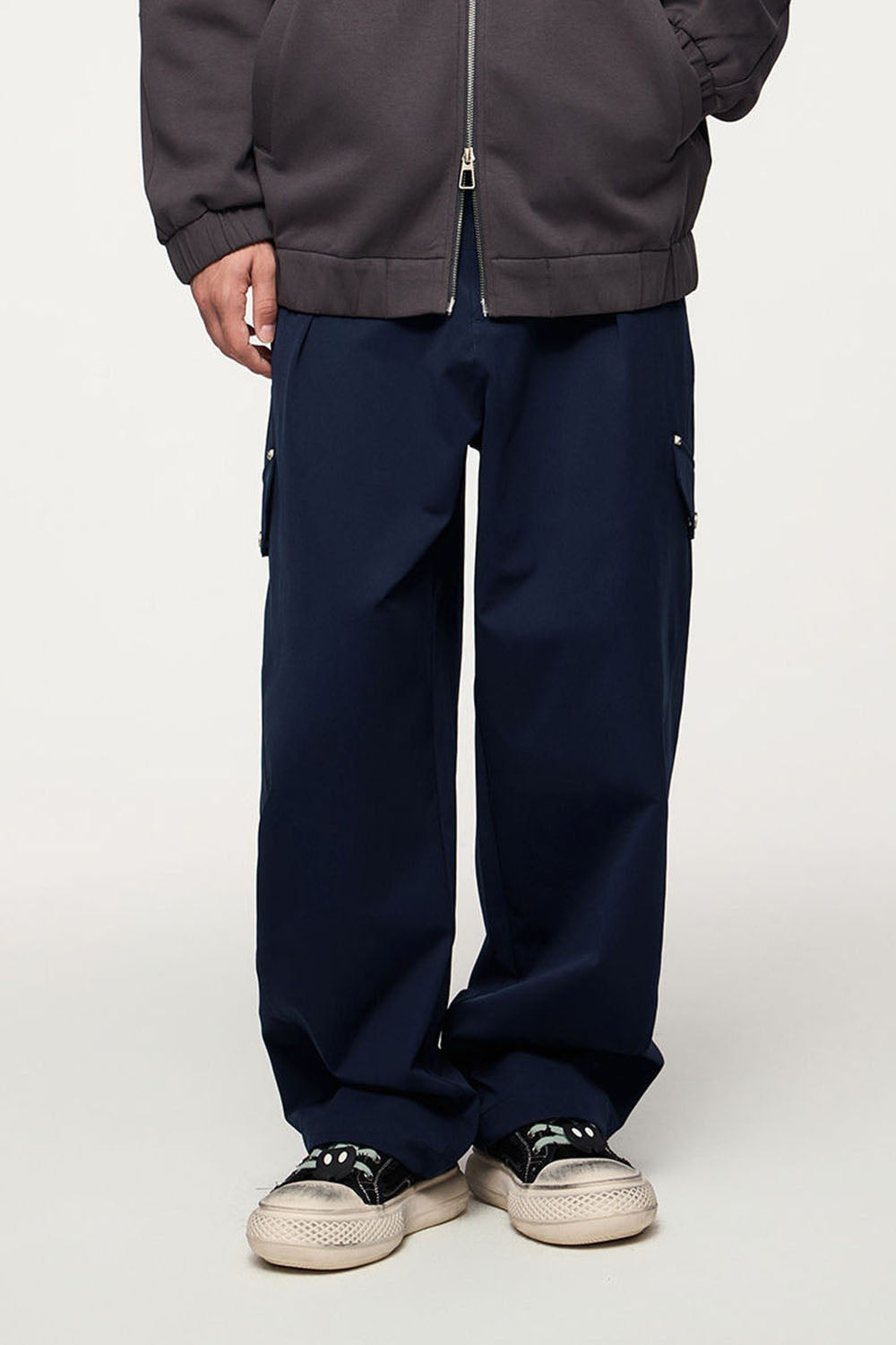 Rivet Faux Pocket Elastic Utility Pants with Wrinkle-Resistant Wide-Leg Design