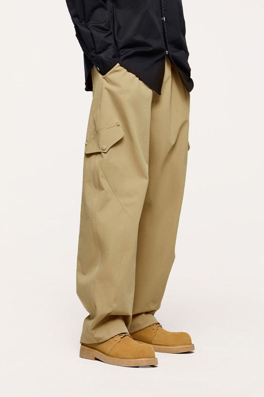 Rivet Faux Pocket Elastic Utility Pants with Wrinkle-Resistant Wide-Leg Design