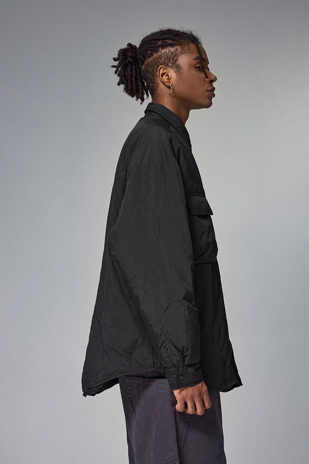 Water-Resistant Gourd Pattern Quilted Down Jacket with 90% Down Fill and Fold-Over Collar